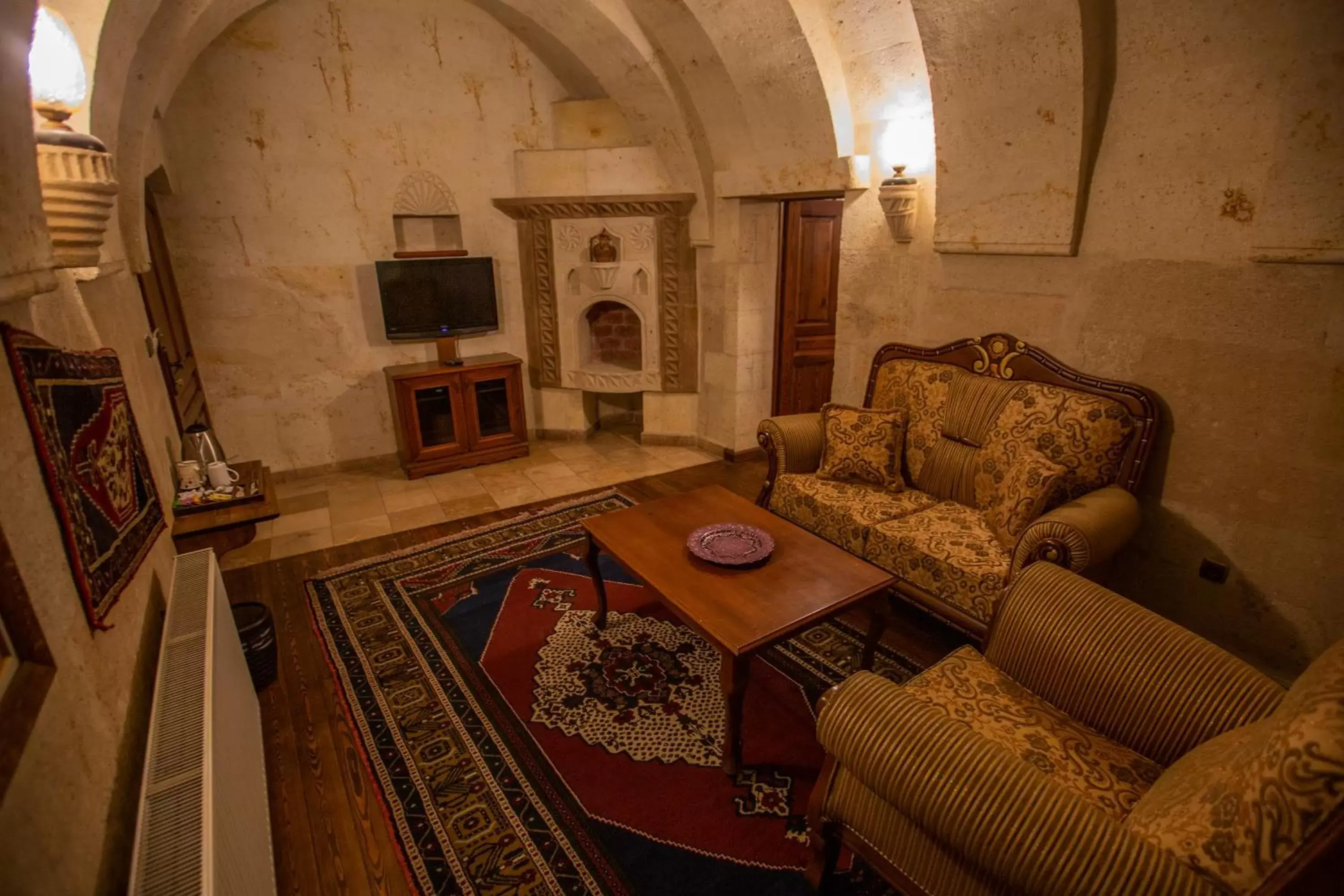 Living room, Seating Area in Stone House Cave Hotel