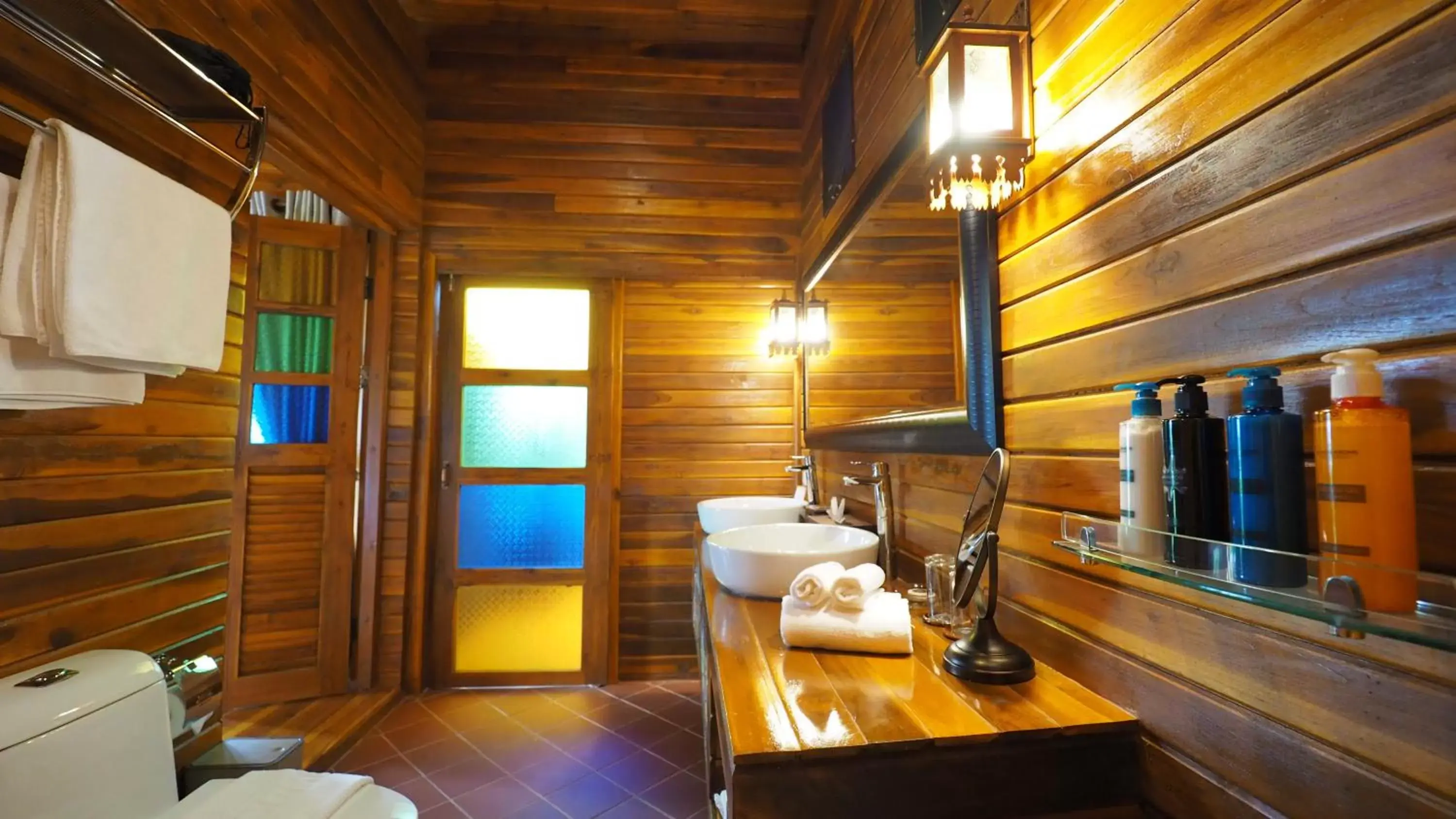 Bathroom in Nan Seasons Boutique Resort