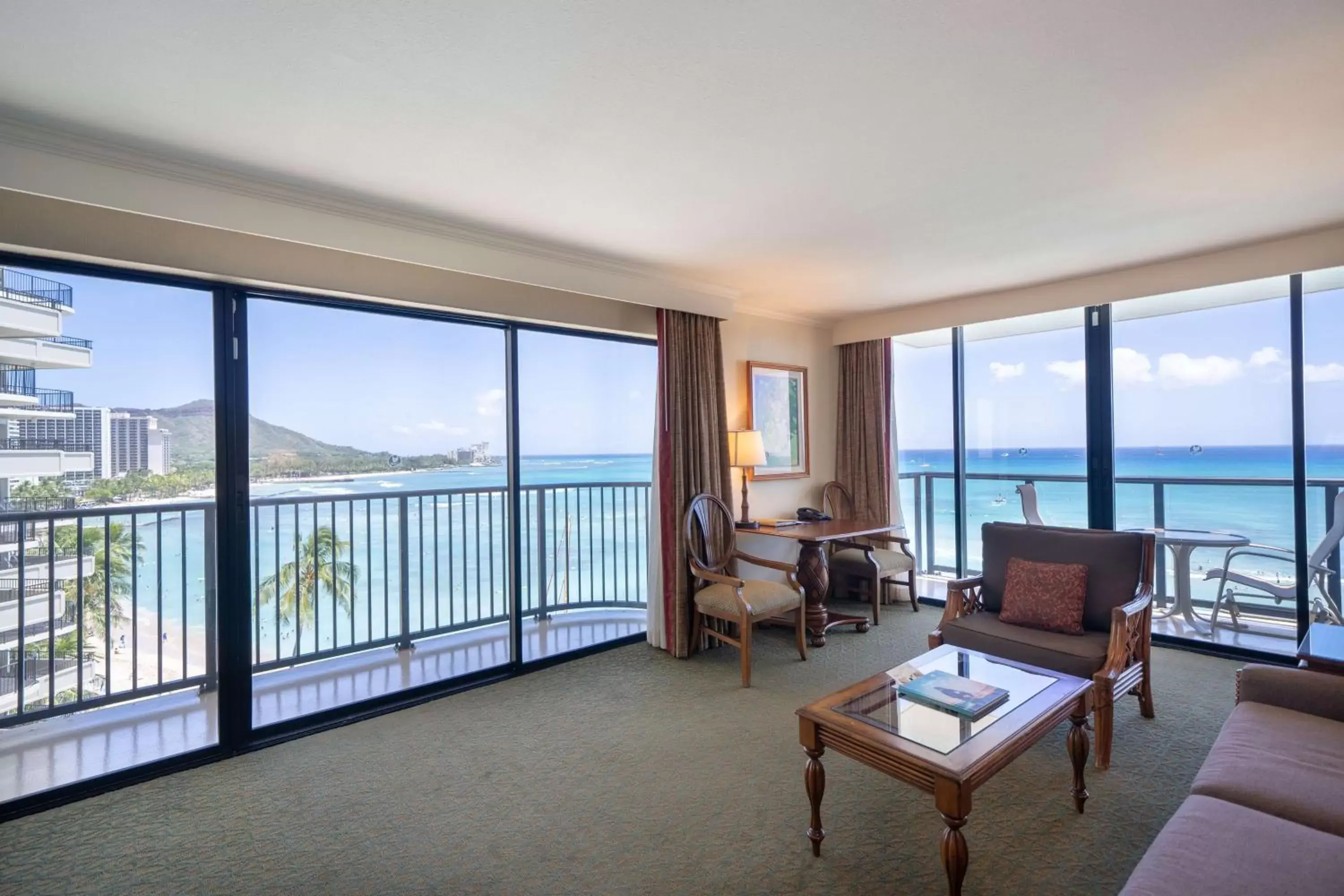 Photo of the whole room, Sea View in OUTRIGGER Waikiki Beach Resort