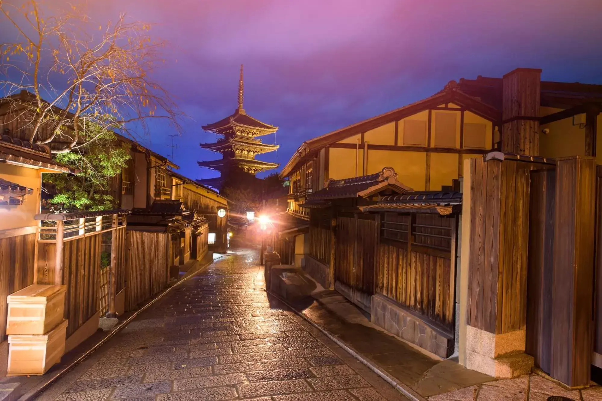 Nearby landmark in Sotetsu Fresa Inn Kyoto-Shijokarasuma