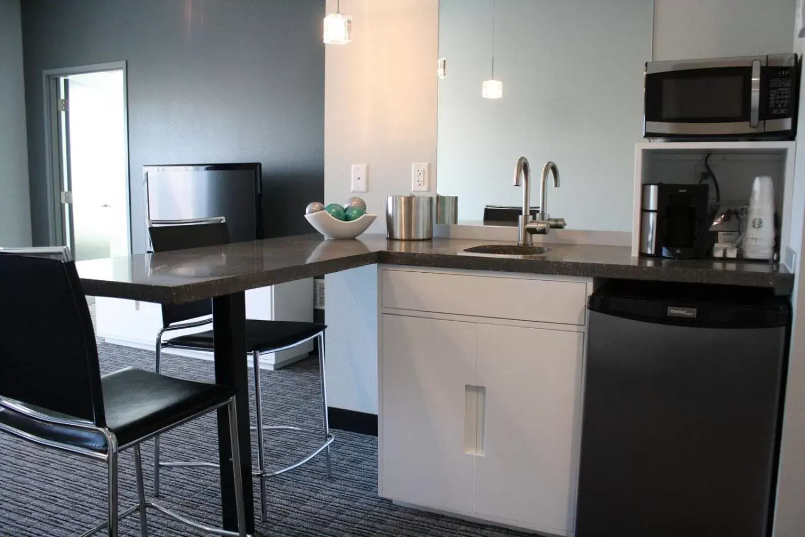 Kitchen or kitchenette, Kitchen/Kitchenette in The Wallhouse Hotel, Ascend Hotel Collection
