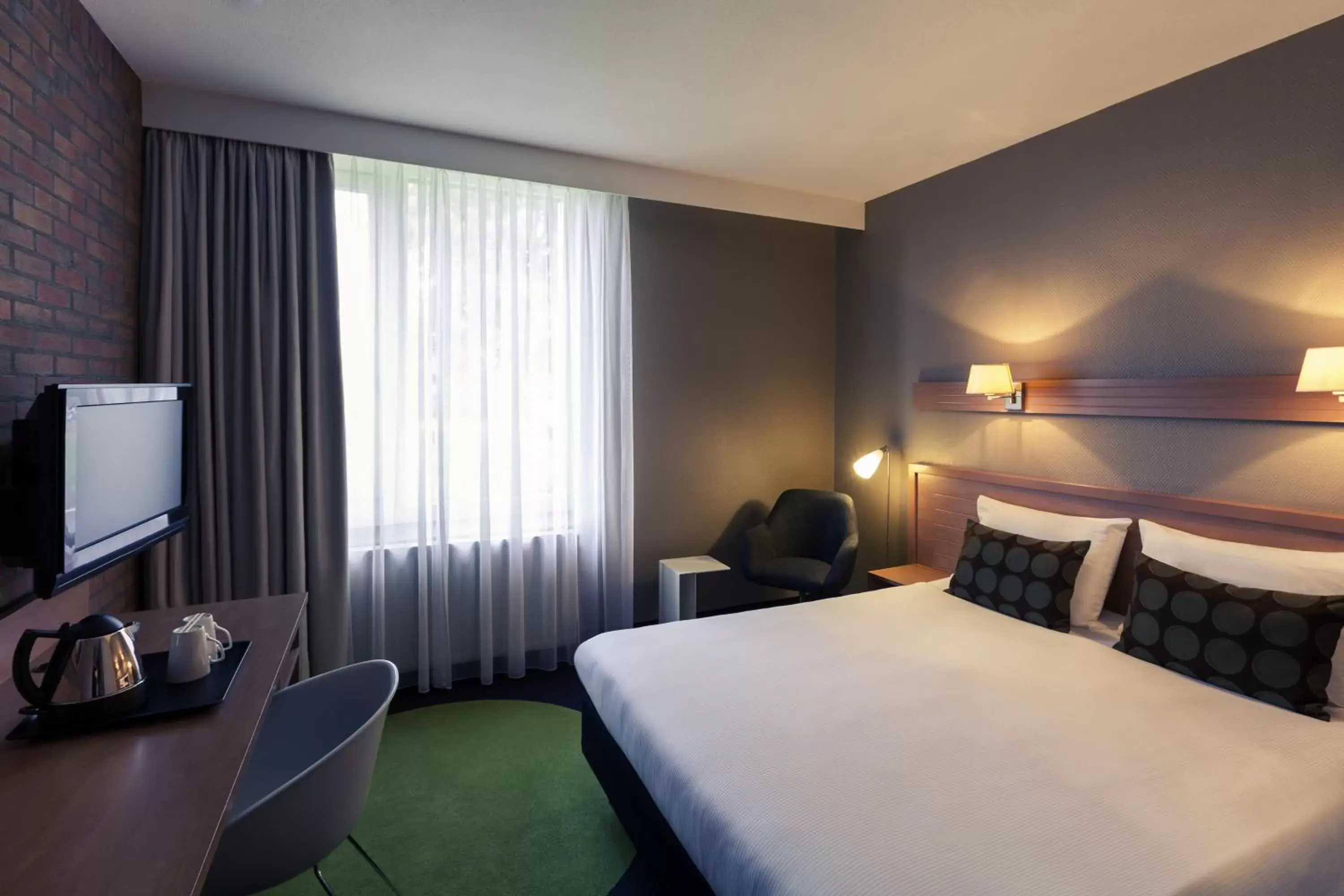 Photo of the whole room, Bed in Mercure Hotel Zwolle