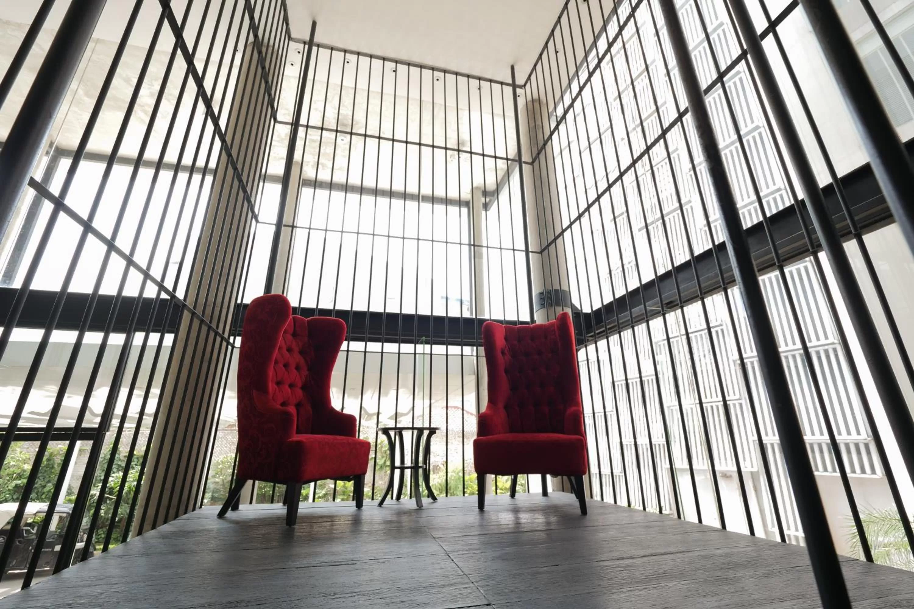 Area and facilities in Morrissey Hotel