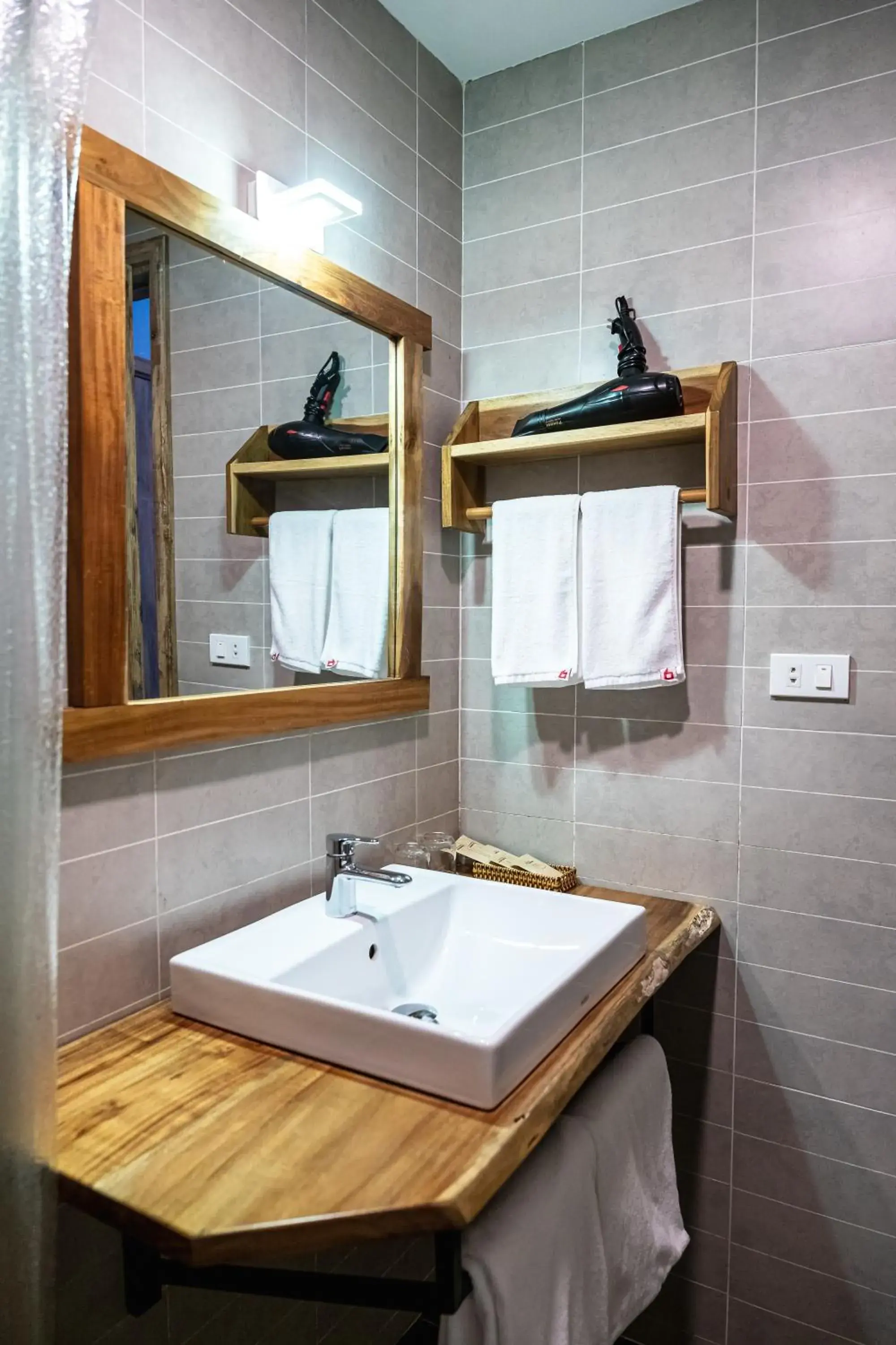 Toilet, Bathroom in 9Station Hostel & Bar Phu Quoc                                                              