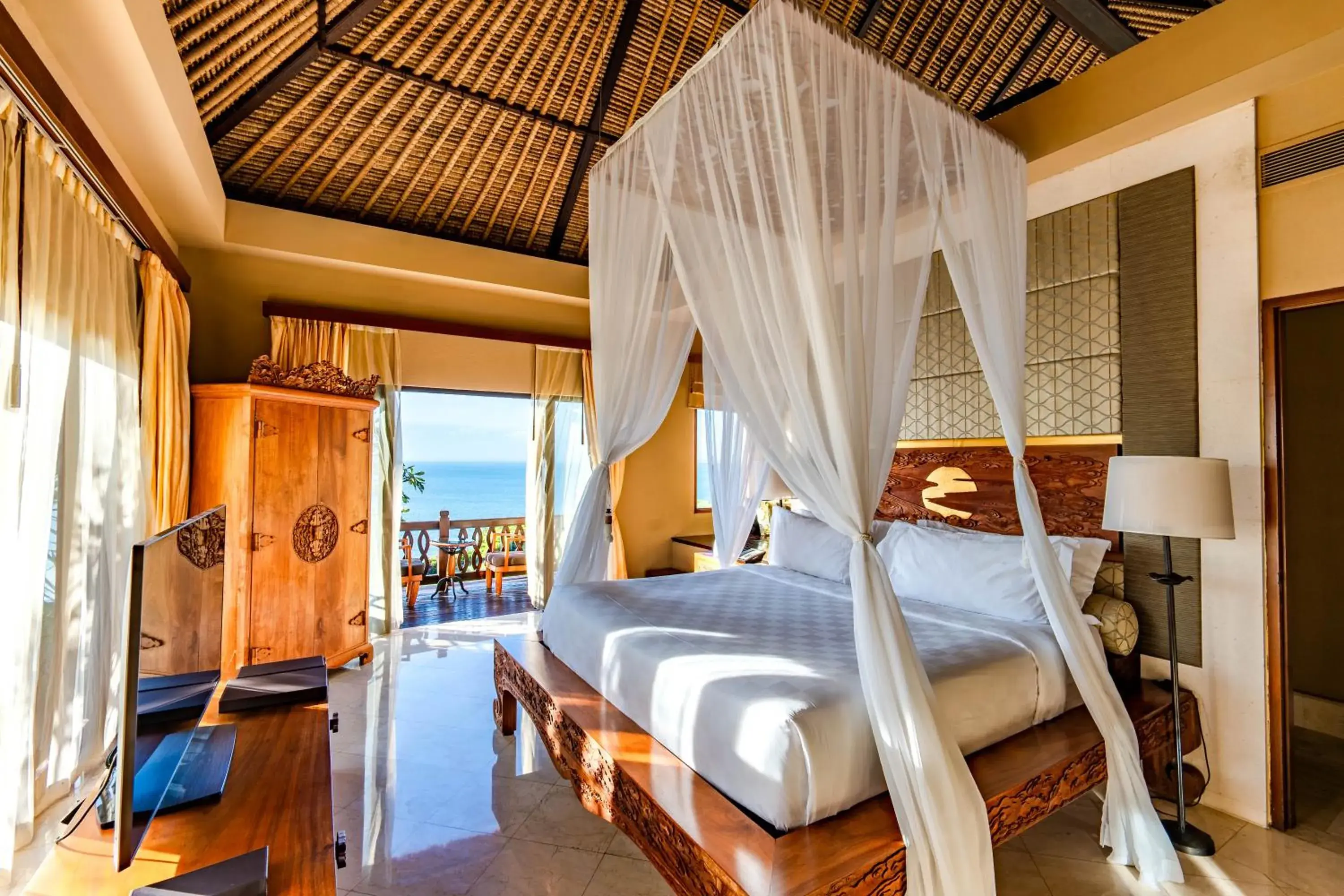 Bed in AYANA Villas Bali