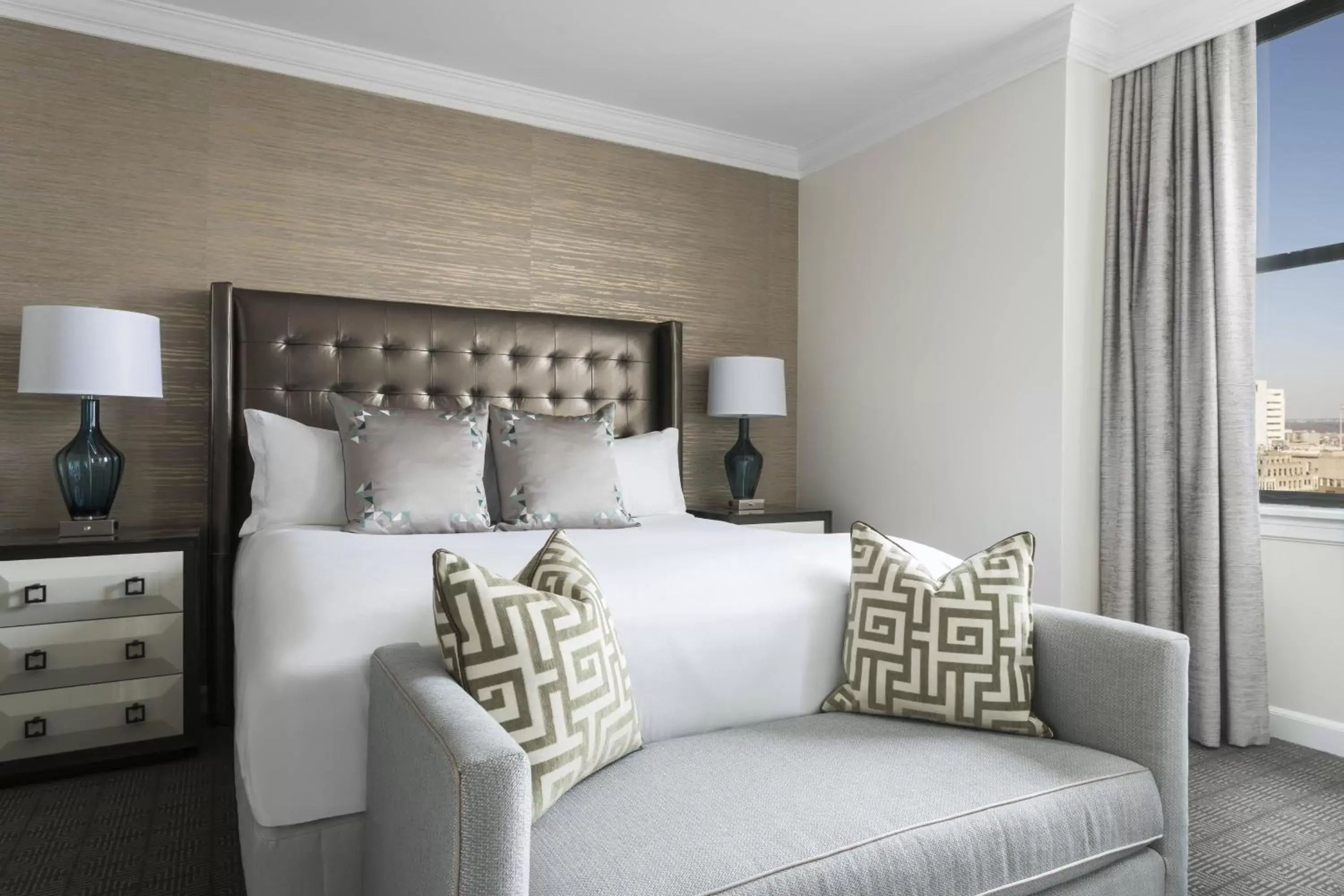 Bedroom, Bed in The Ritz-Carlton, Philadelphia