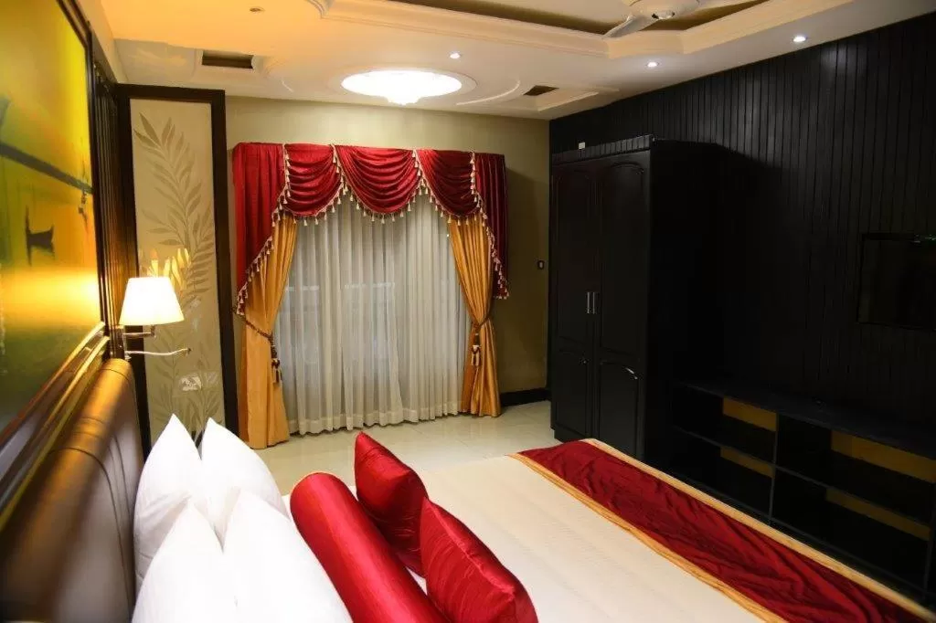 Bedroom, Bed in Sajjoys