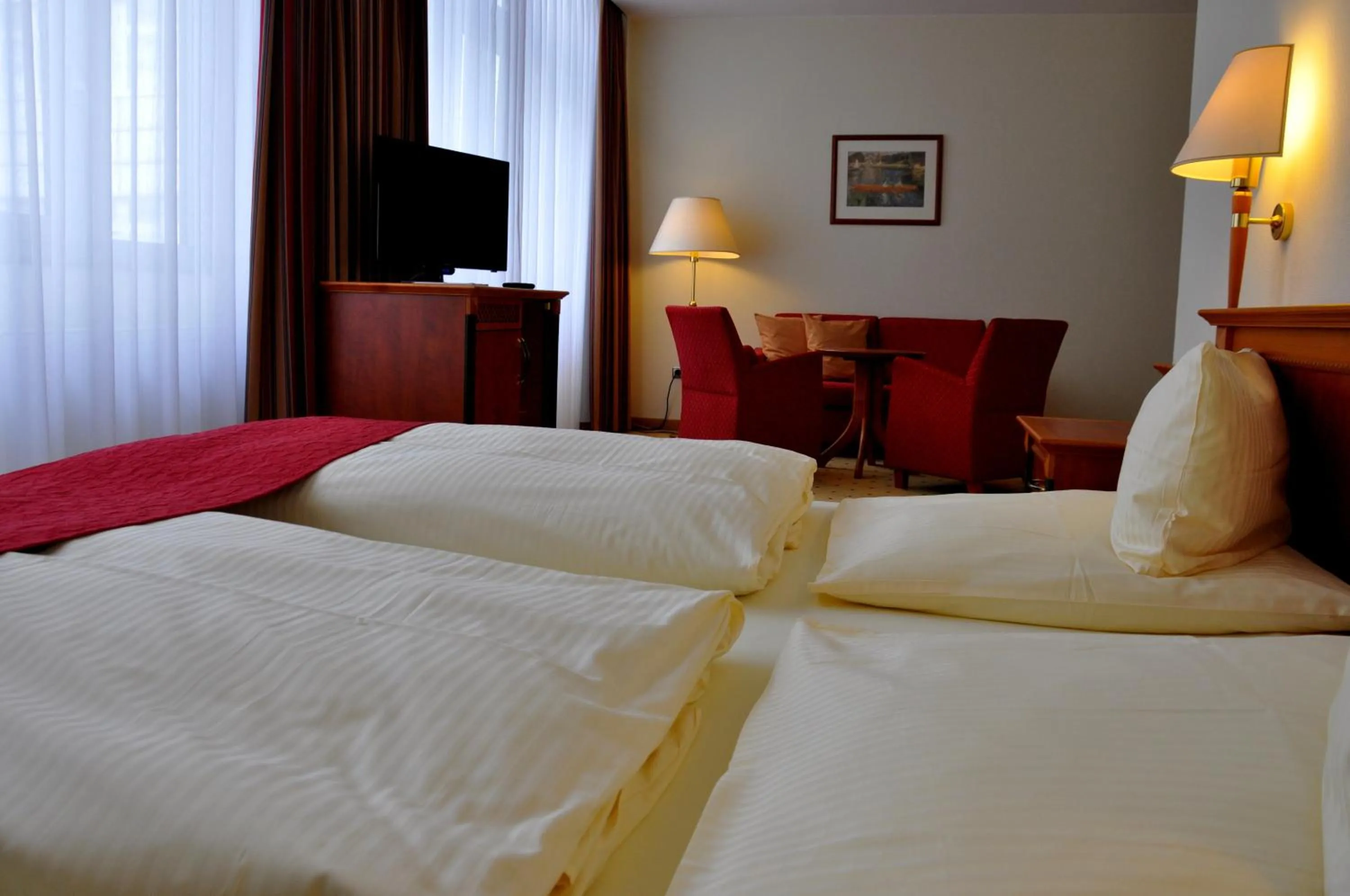 Photo of the whole room, Bed in Hotel Steglitz International