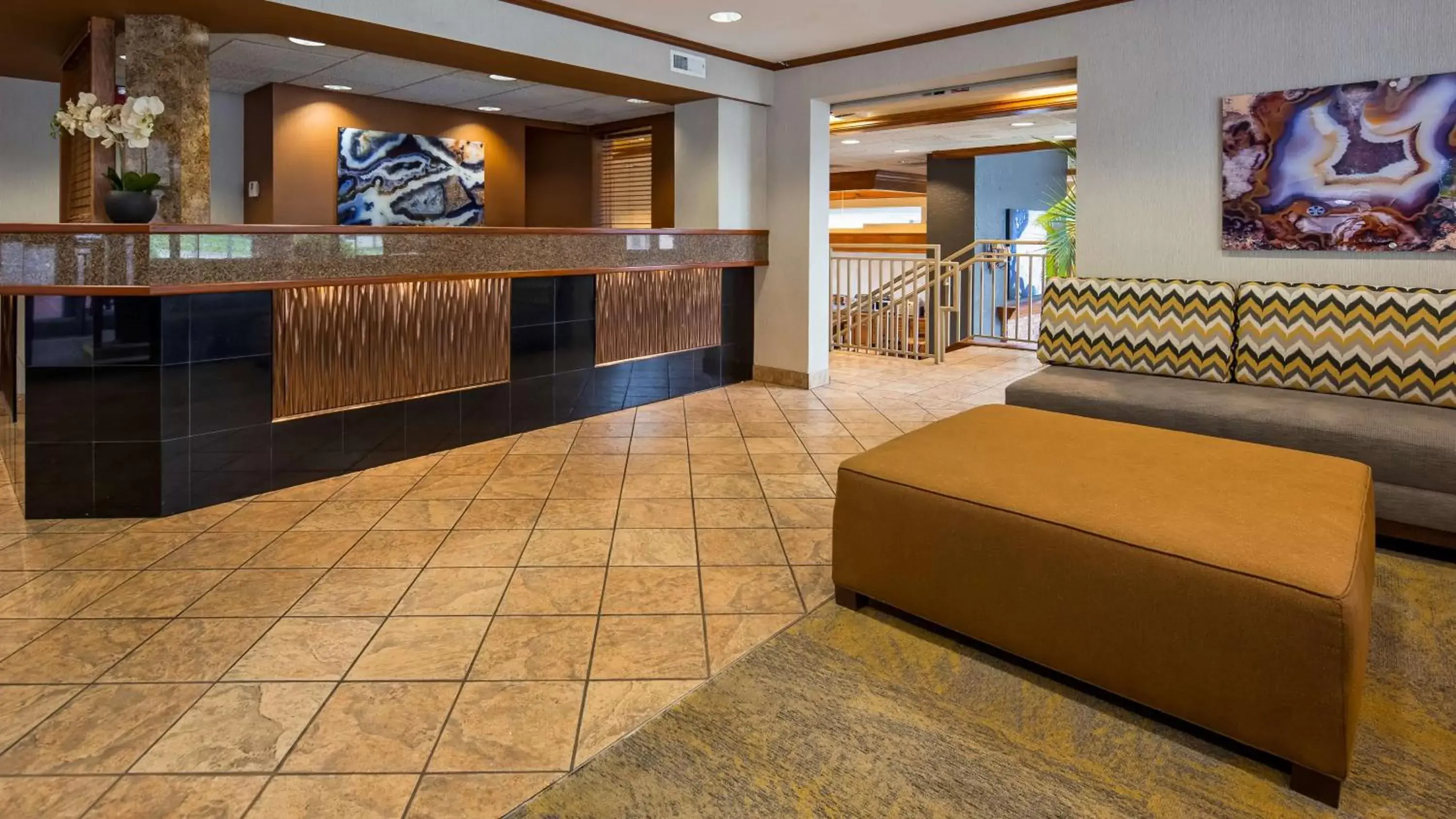 Lobby or reception, Lobby/Reception in Best Western Plus Landing View Inn & Suites