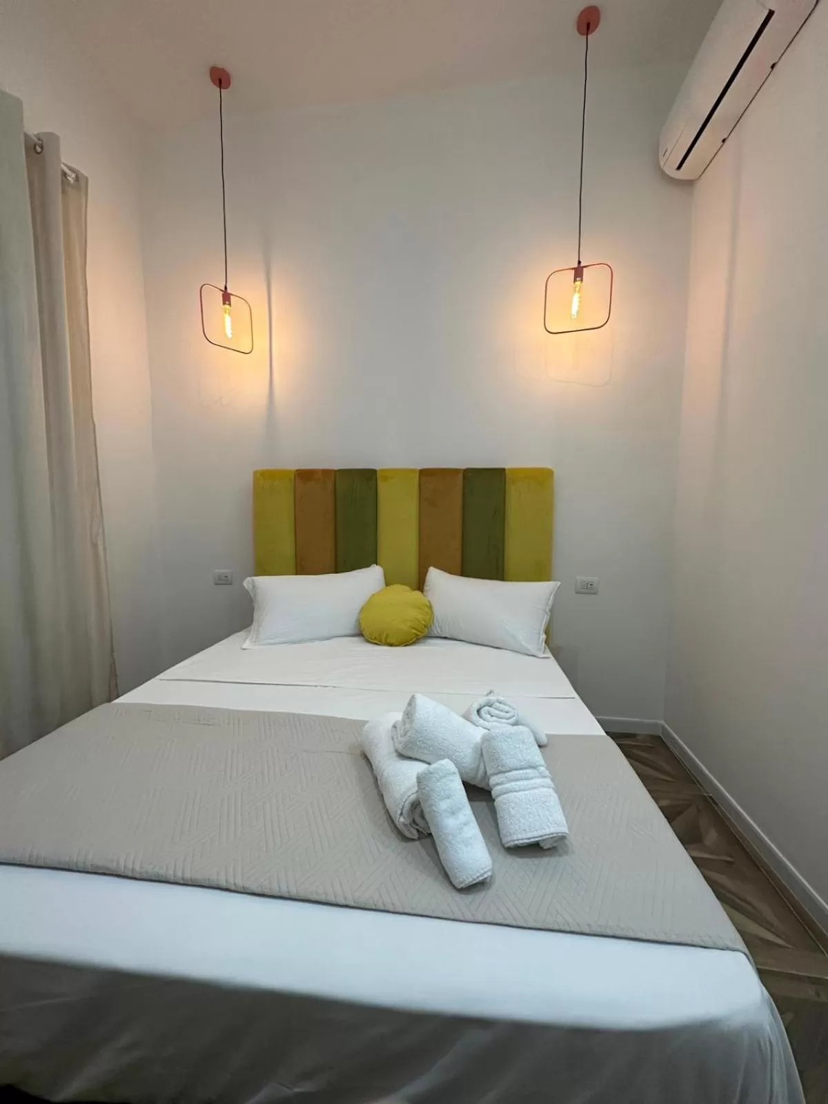 Bed in San Ferdinando suite room