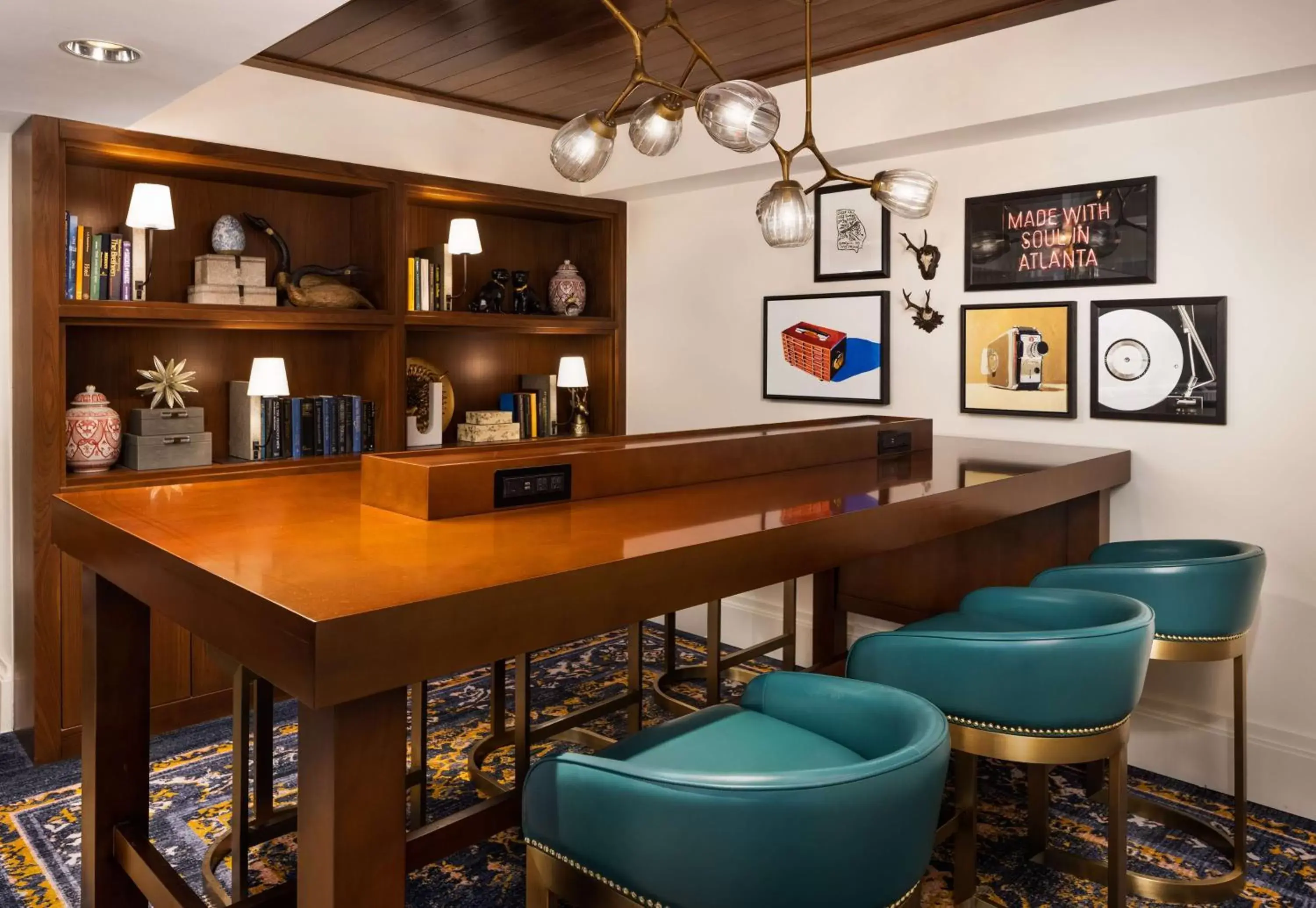 Business facilities, Lounge/Bar in Embassy Suites by Hilton Atlanta Buckhead