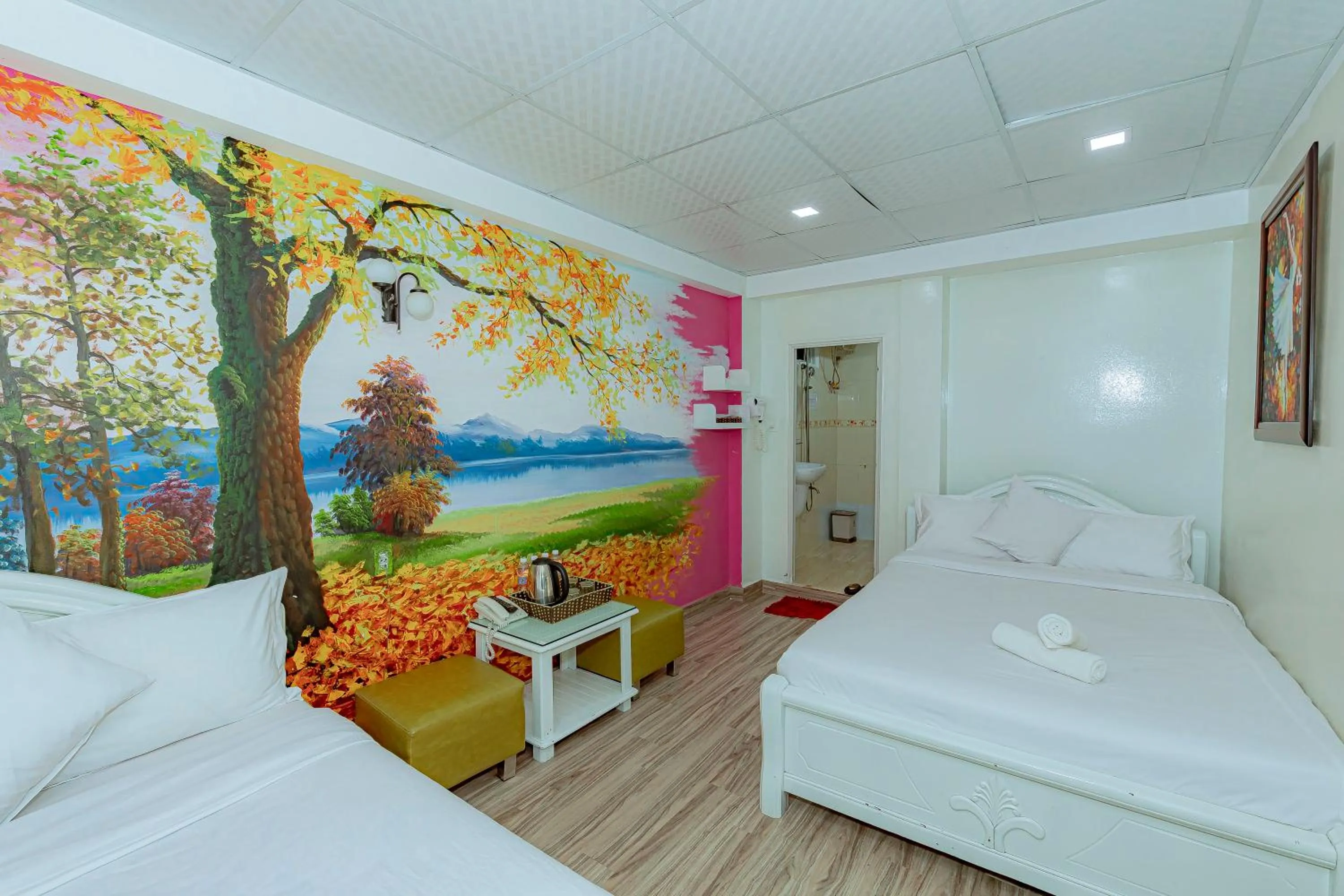 Ken's Backpackers Hotel