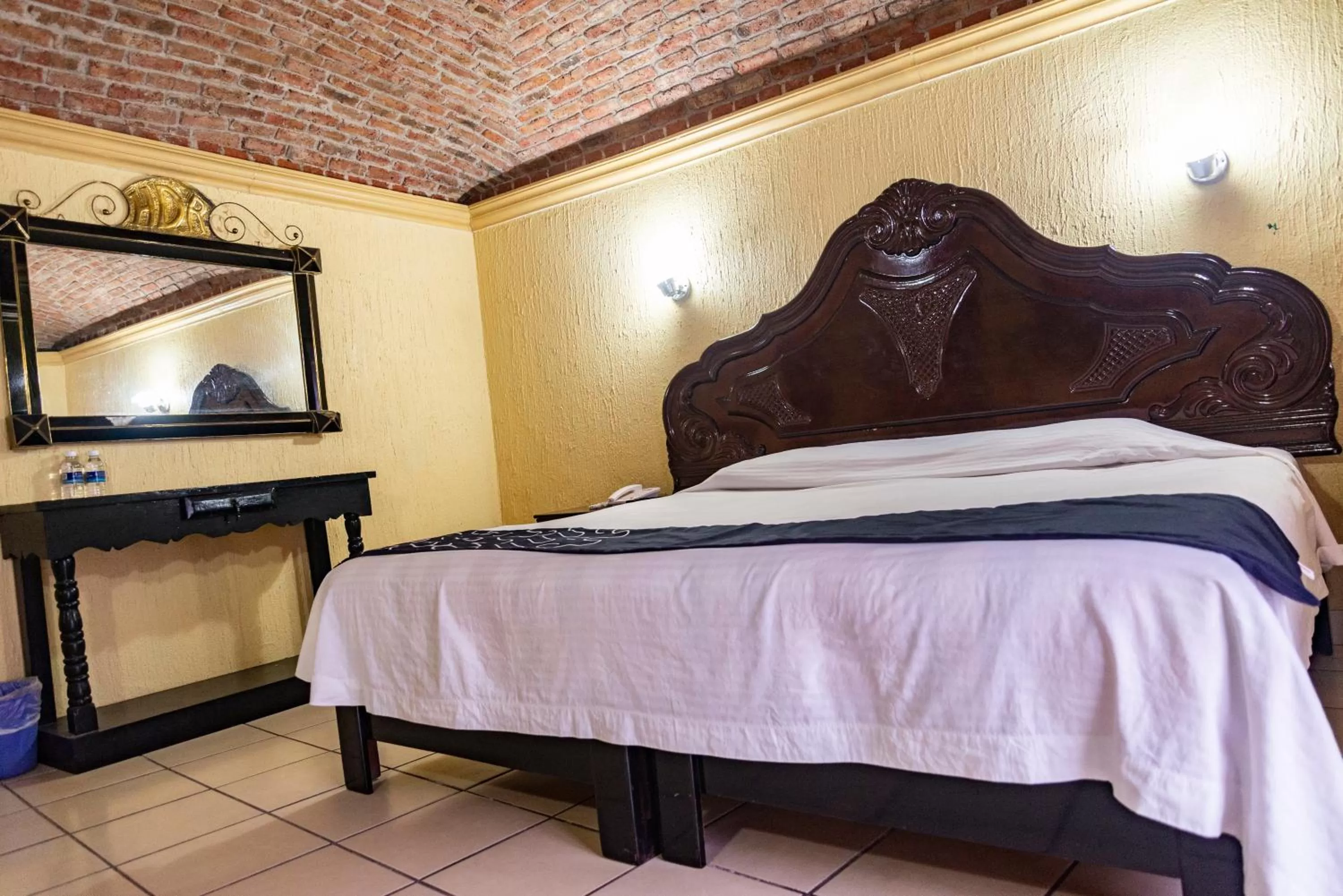 Bed in Hotel Hacienda de Cobos