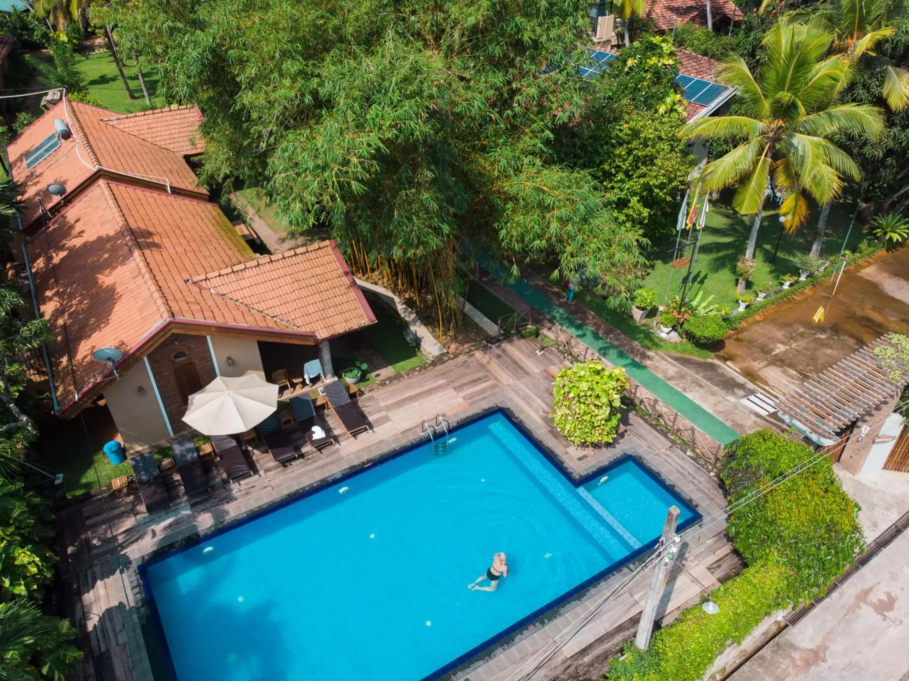 Bird's eye view, Pool View in Villa Shade