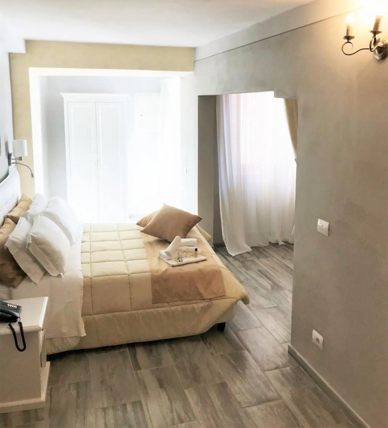 Bed in Hotel Volterra In Superior