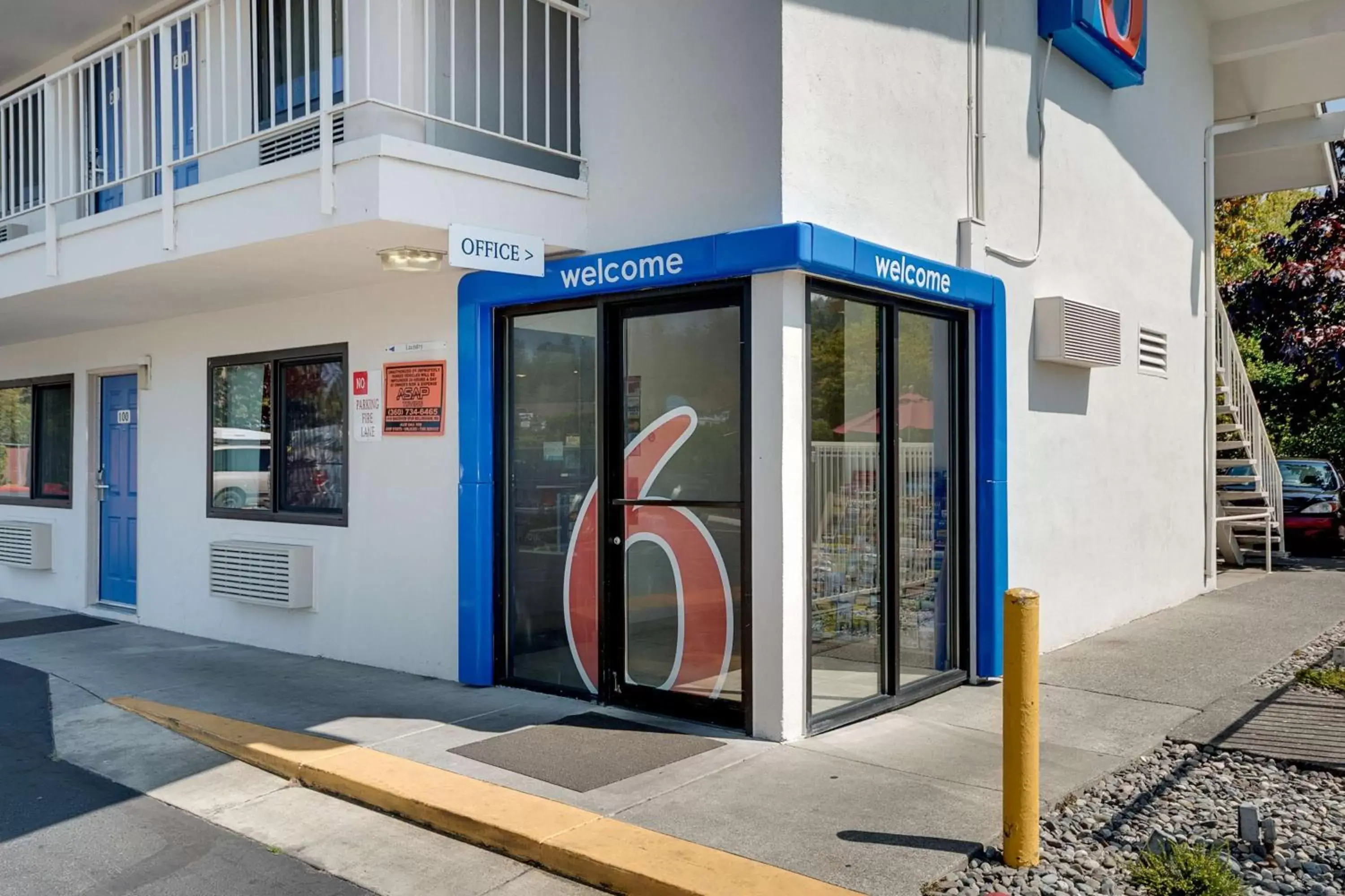 Property Building in Motel 6-Bellingham, WA