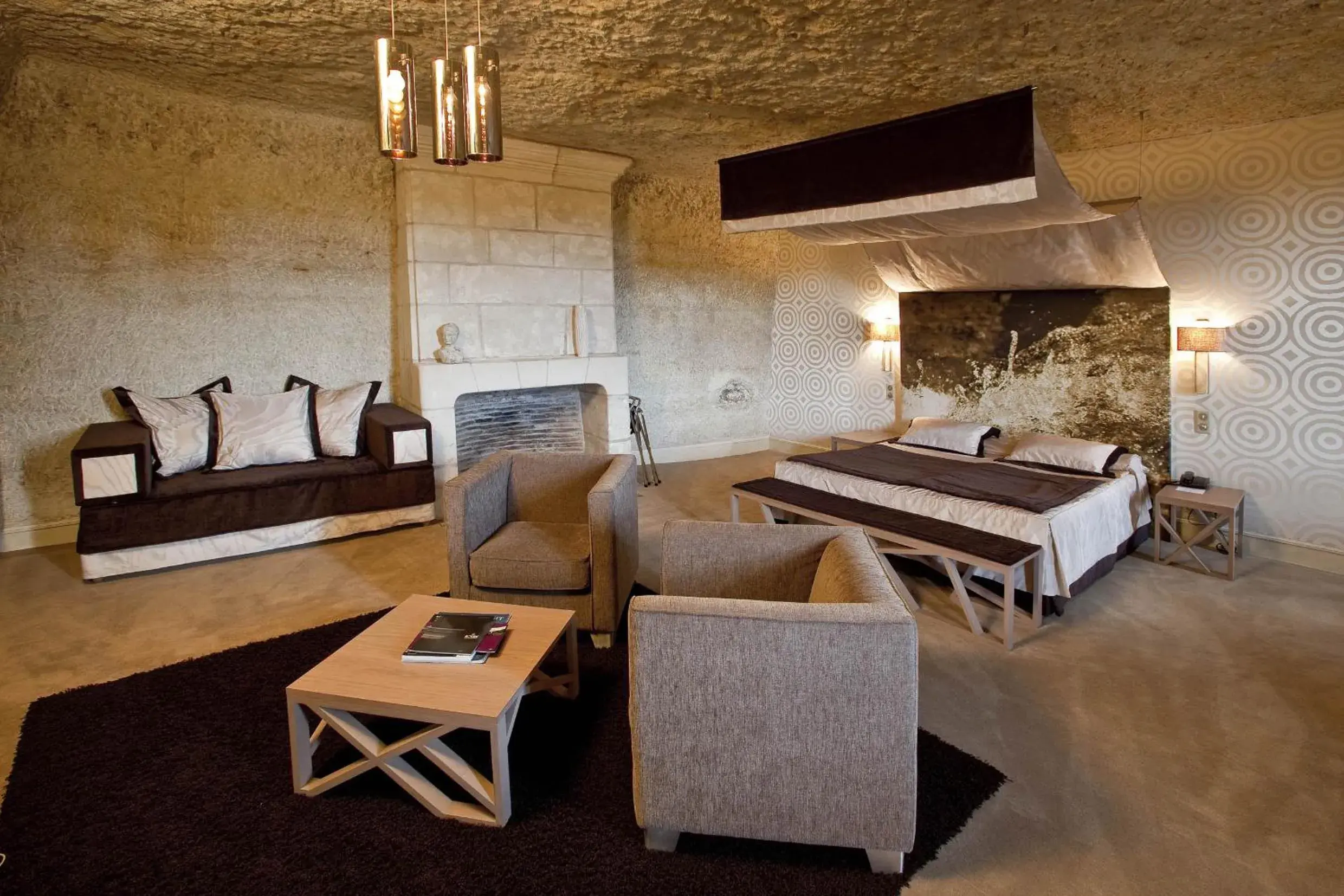 Bedroom, Seating Area in Hotel Les Hautes Roches