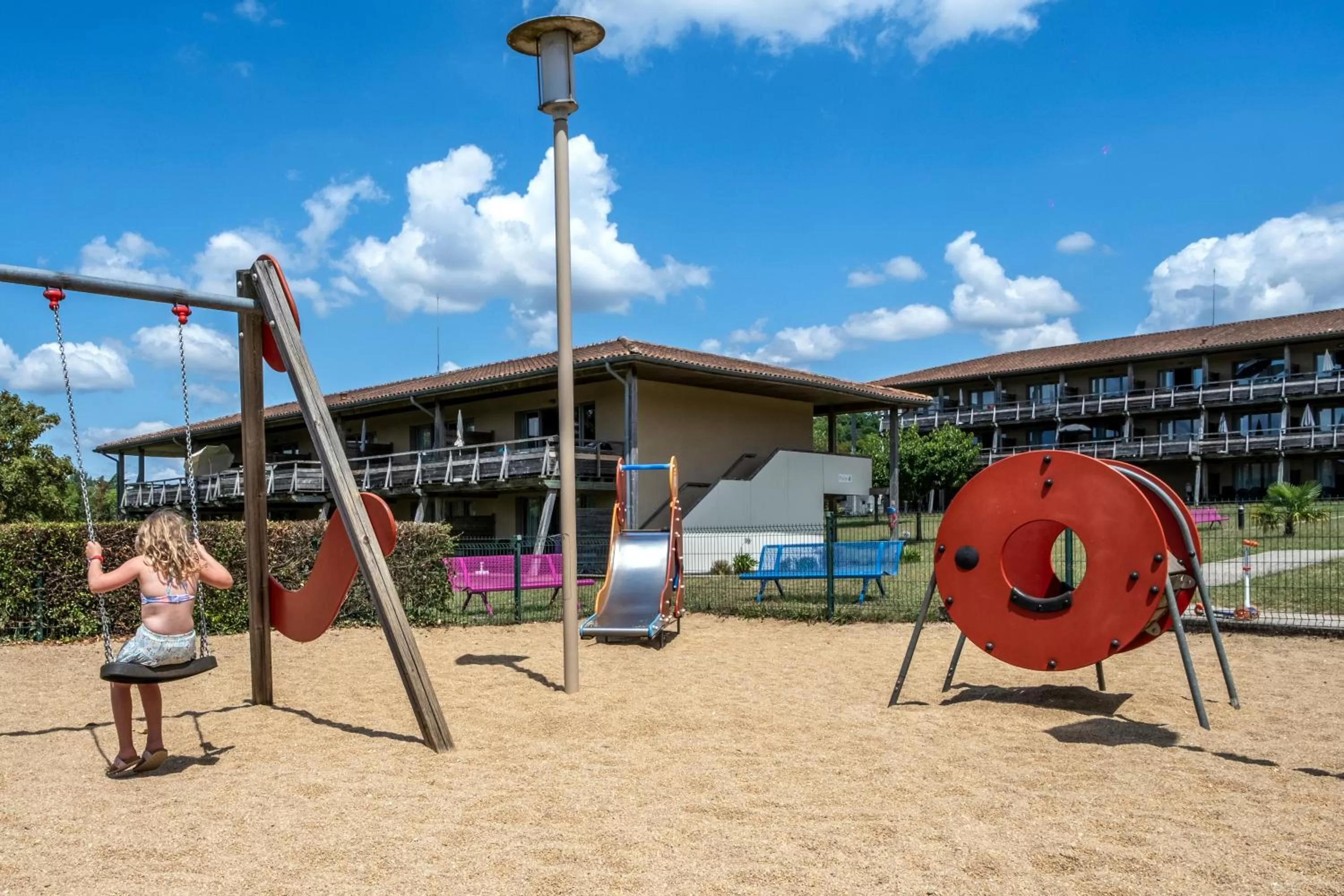 Communal lounge/ TV room in Résidence Pierre & Vacances Les Rives de la Seugne