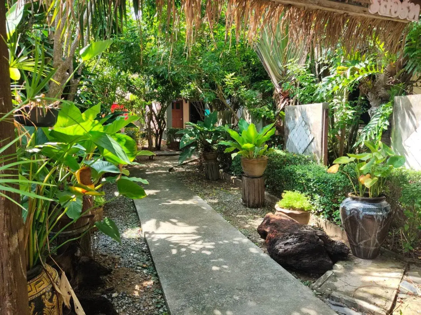 Garden in Lanta Riviera Resort - SHA Extra Plus