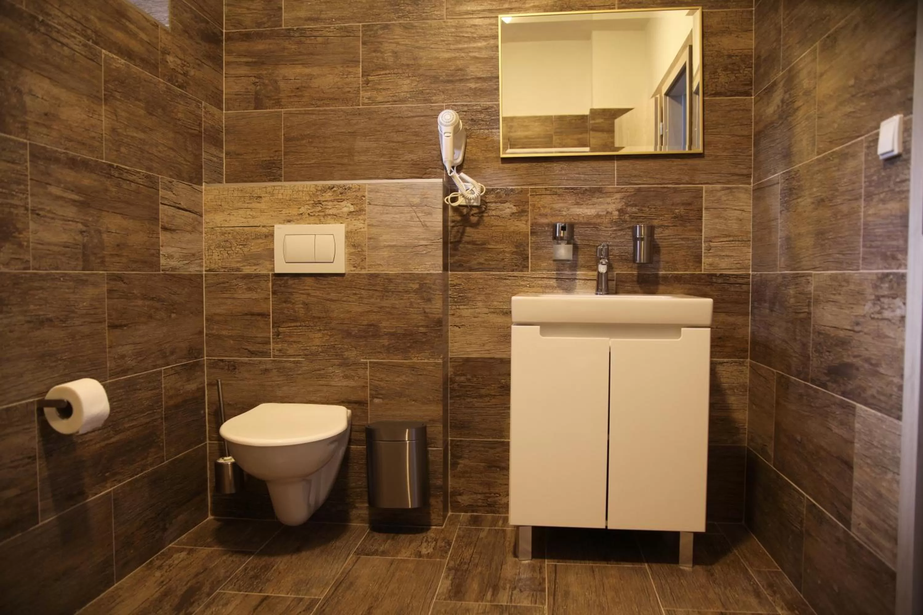 Bathroom in Hotel CK Park