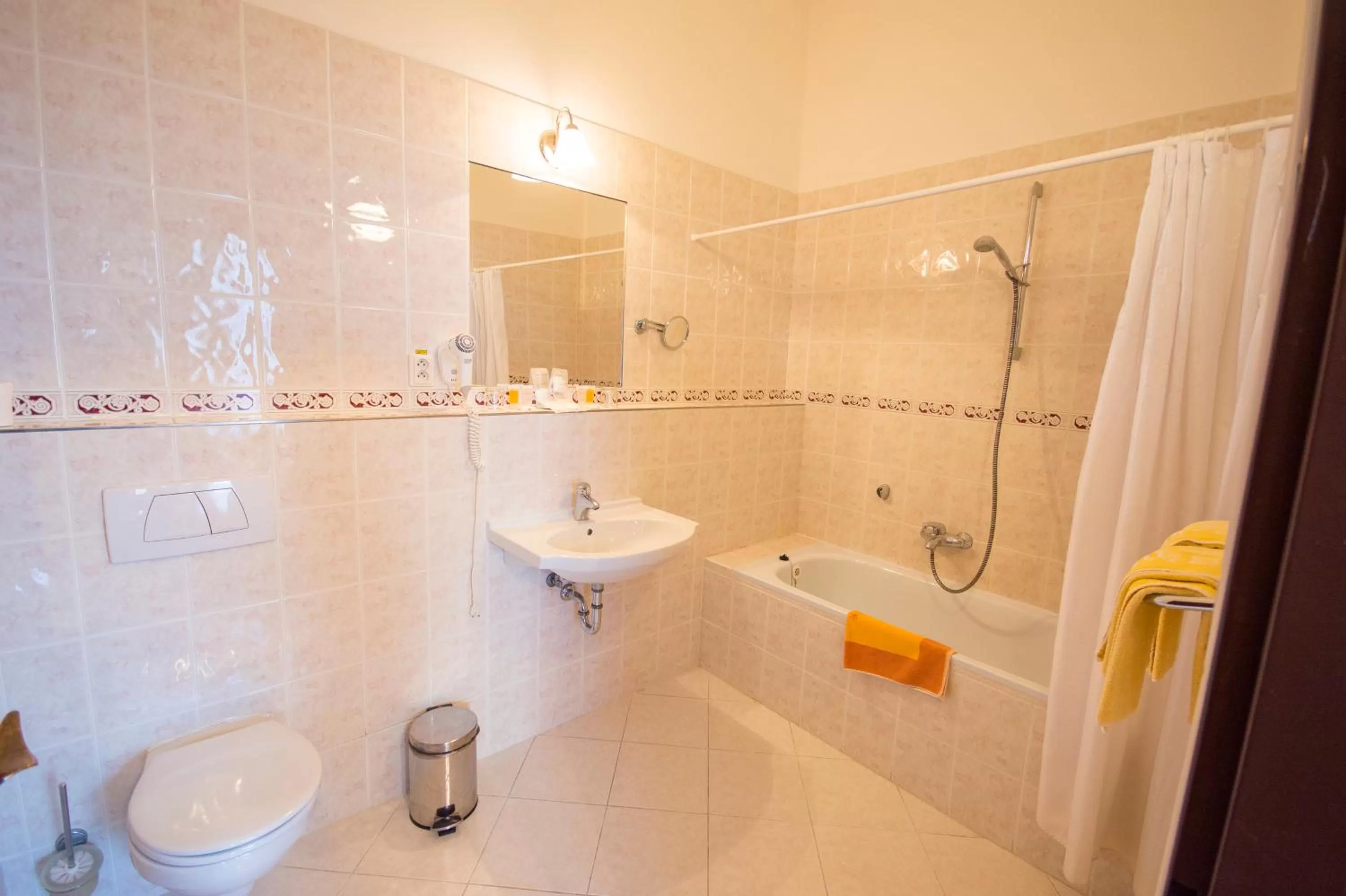 Bathroom in Grandhotel Garni