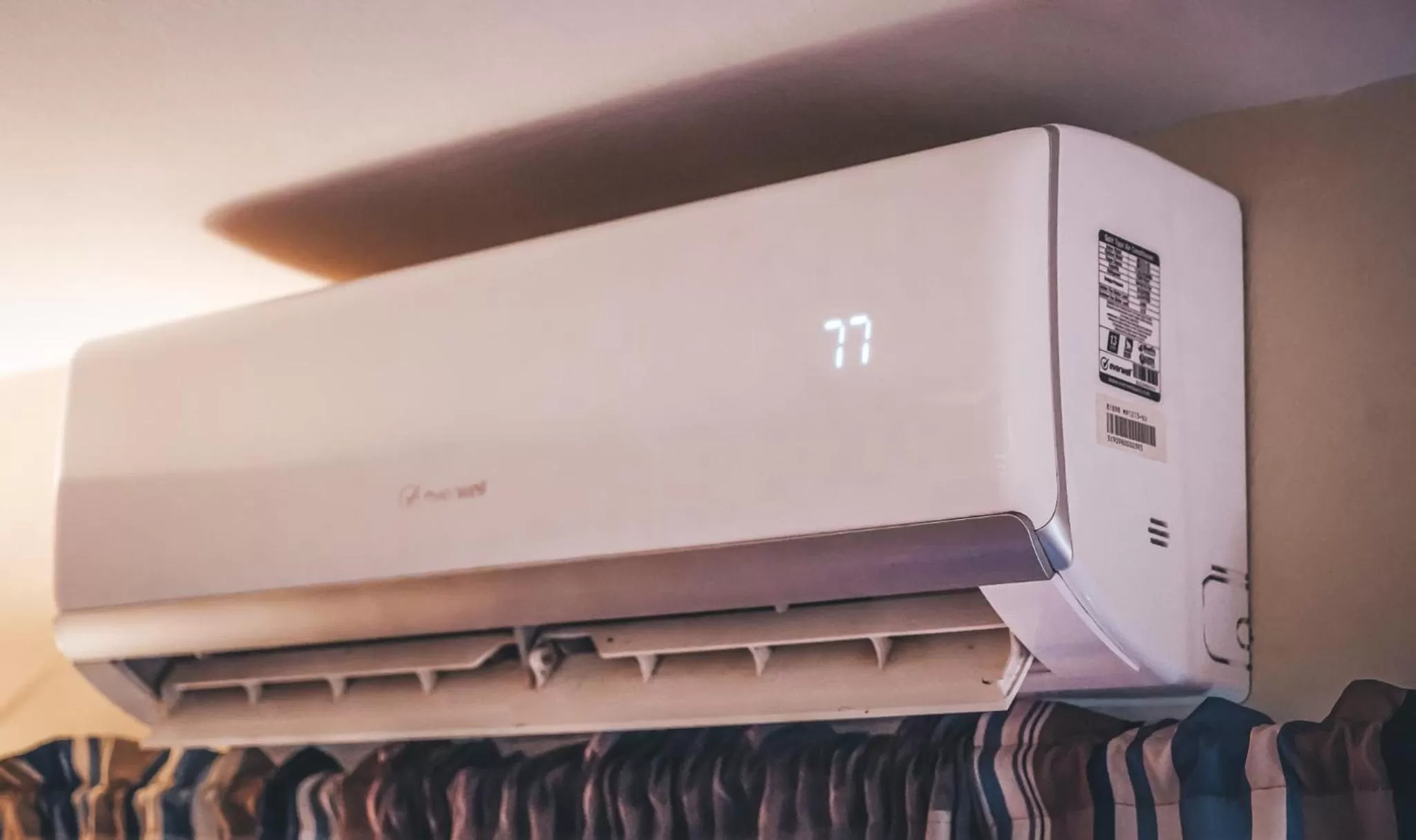 air conditioner in Hollywood Light Haven Lodge