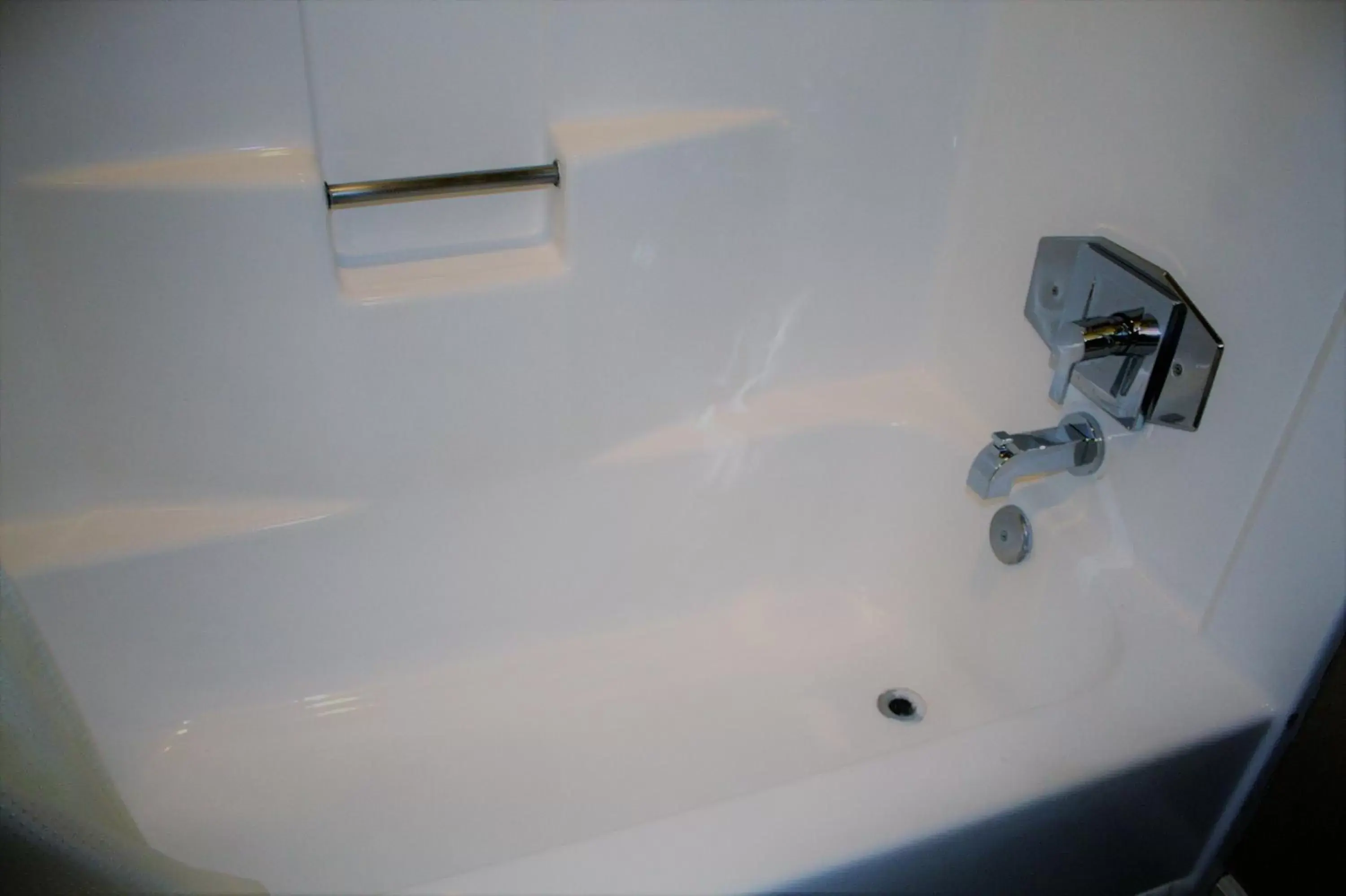 Bath, Bathroom in Fireside Lodge