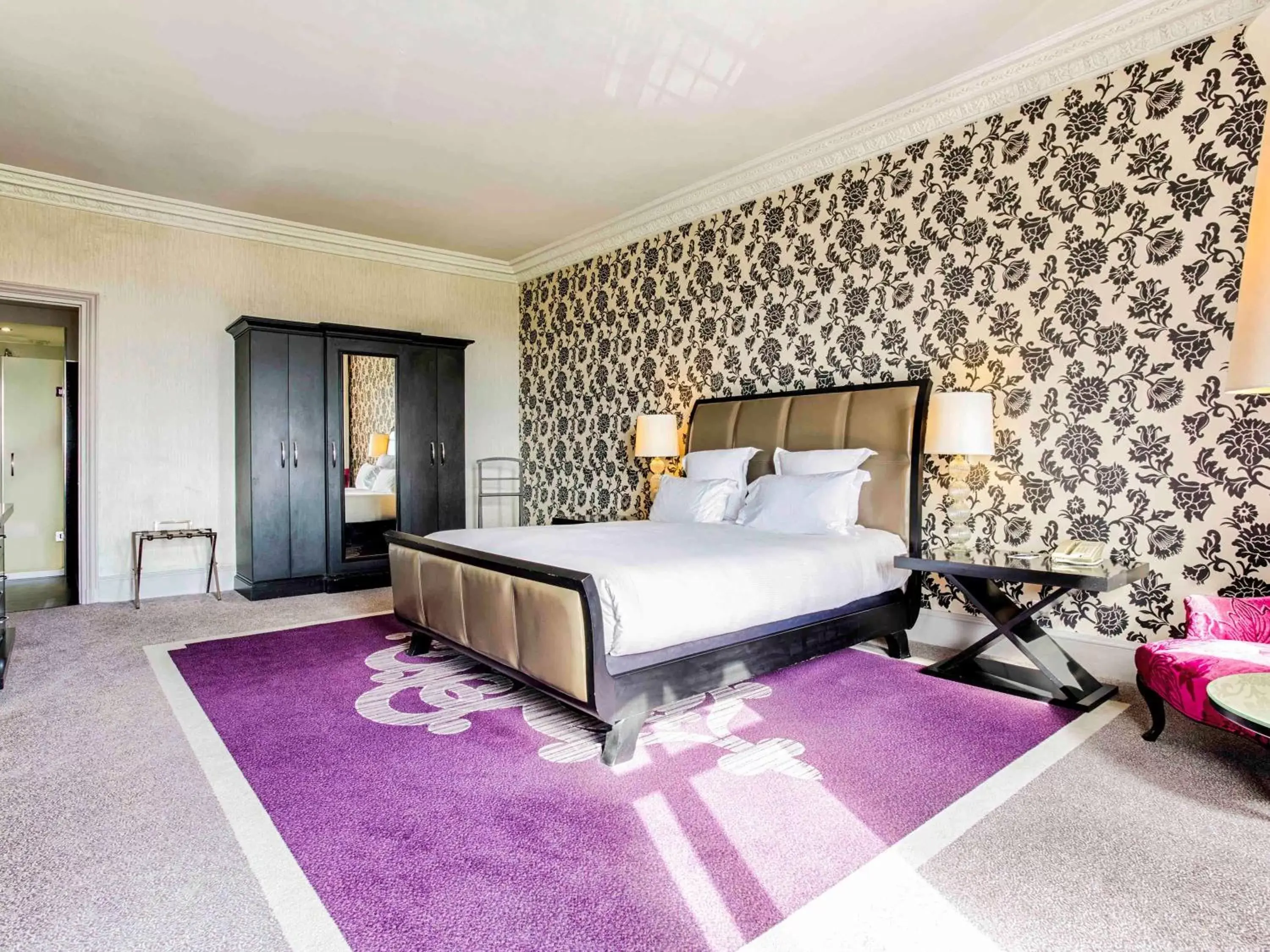 Bedroom, Bed in Le Grand Hotel de Cabourg - MGallery Hotel Collection