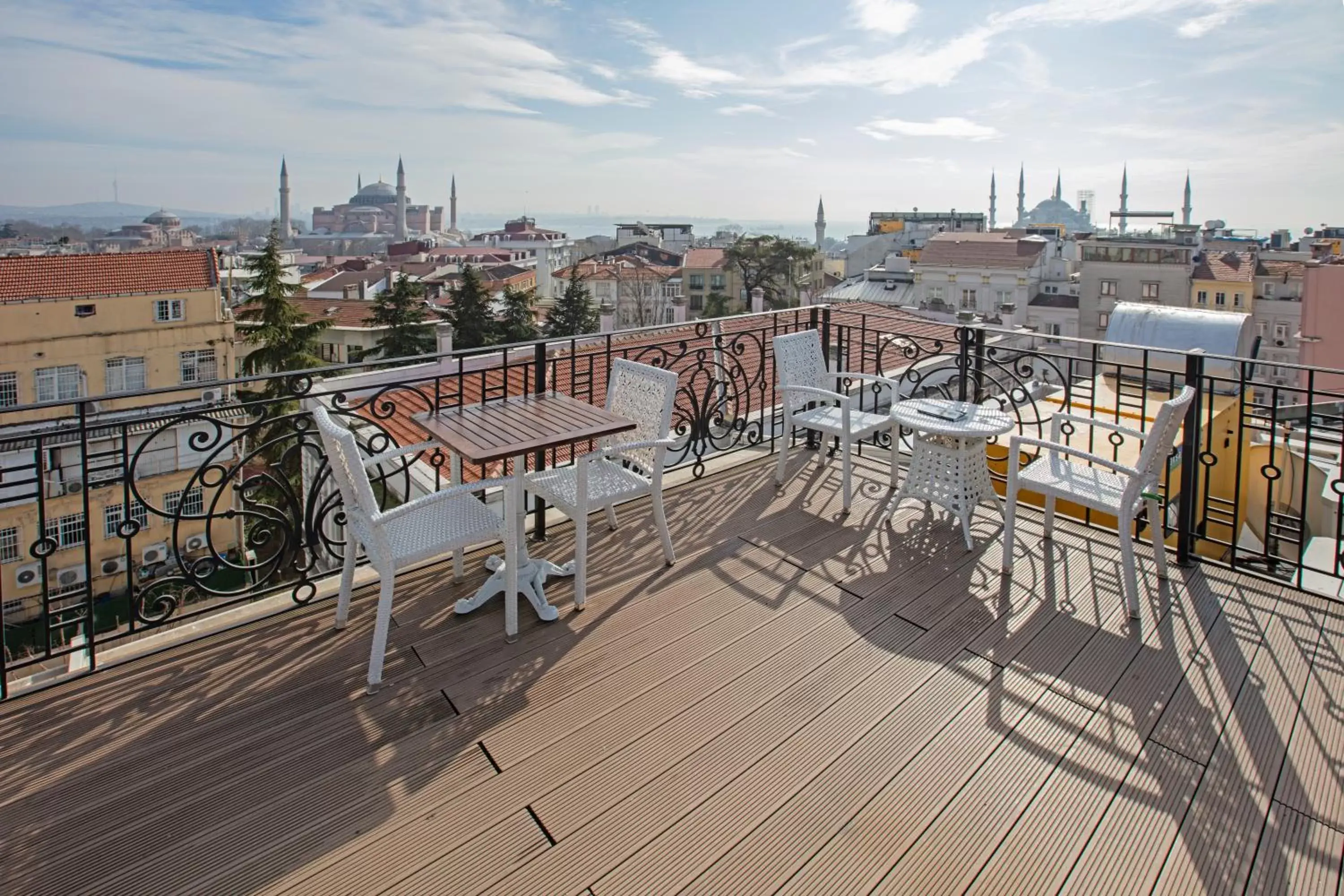 Area and facilities in Nowy Efendi Hotel - Special Category