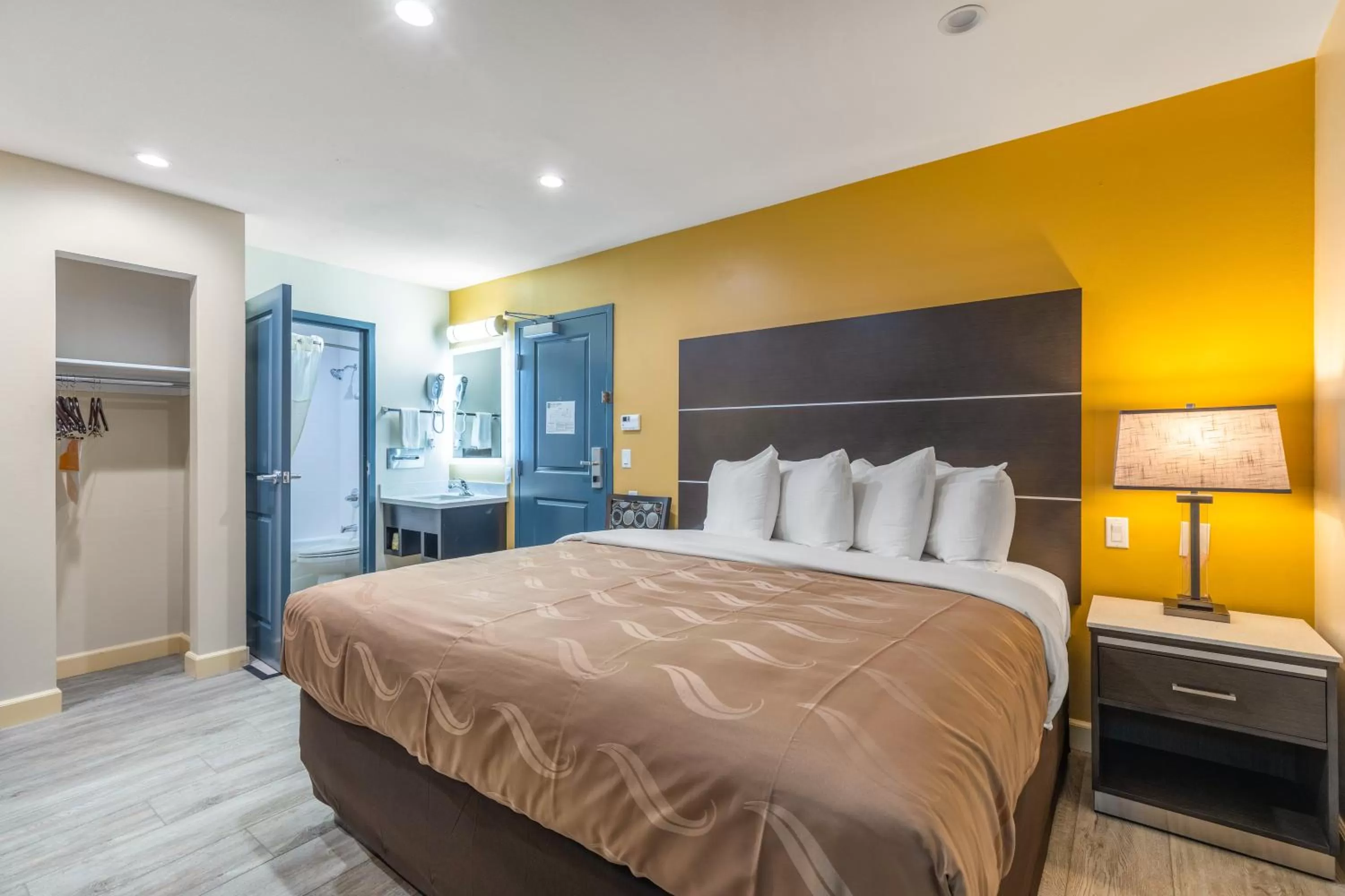 Standard King Room - Non-Smoking  in Quality Inn Banning I-10