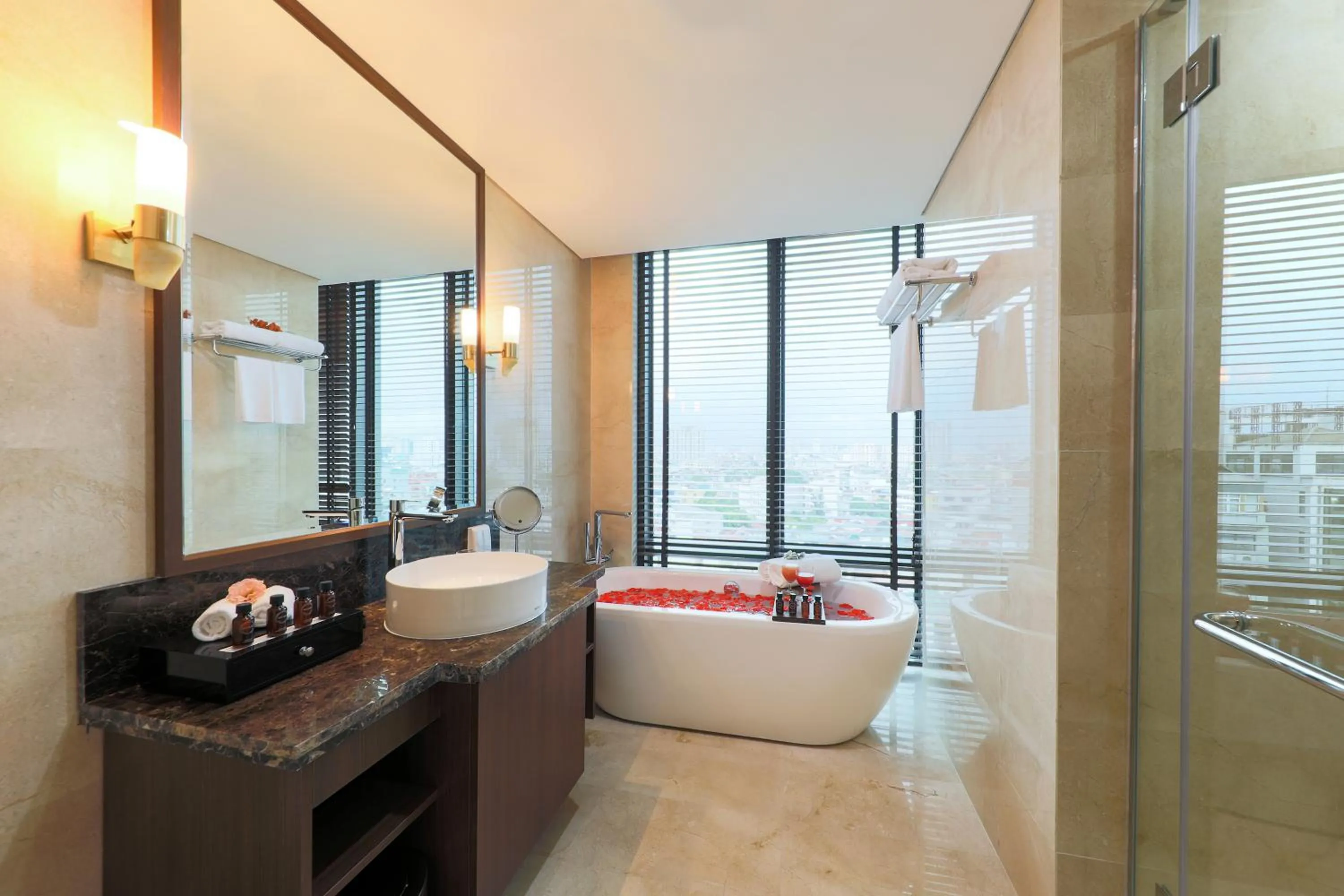 Bathroom in Grand Vista Hanoi