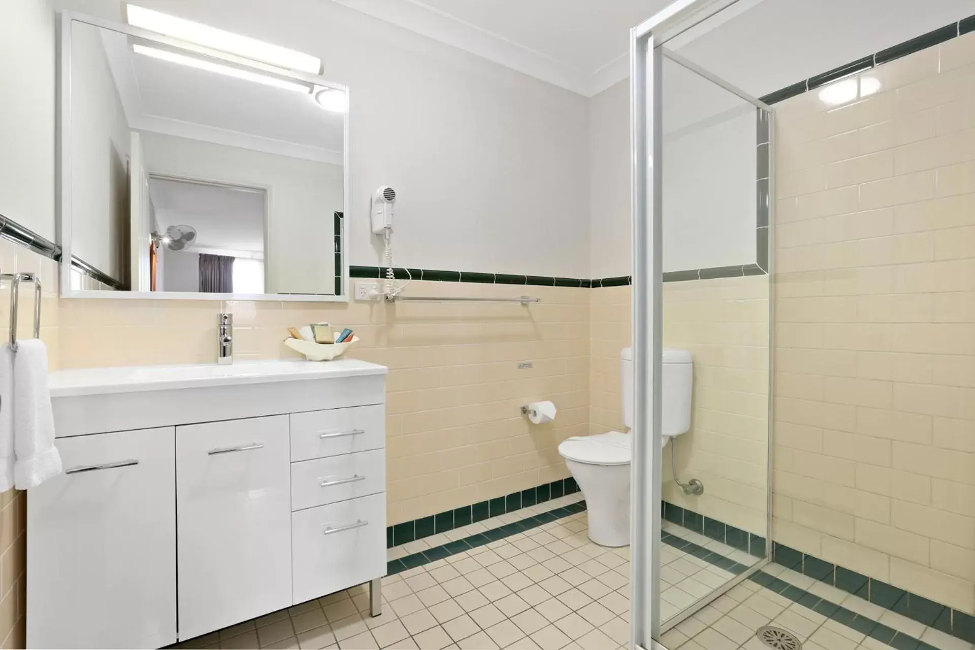 Bathroom in Terralong Terrace Apartments