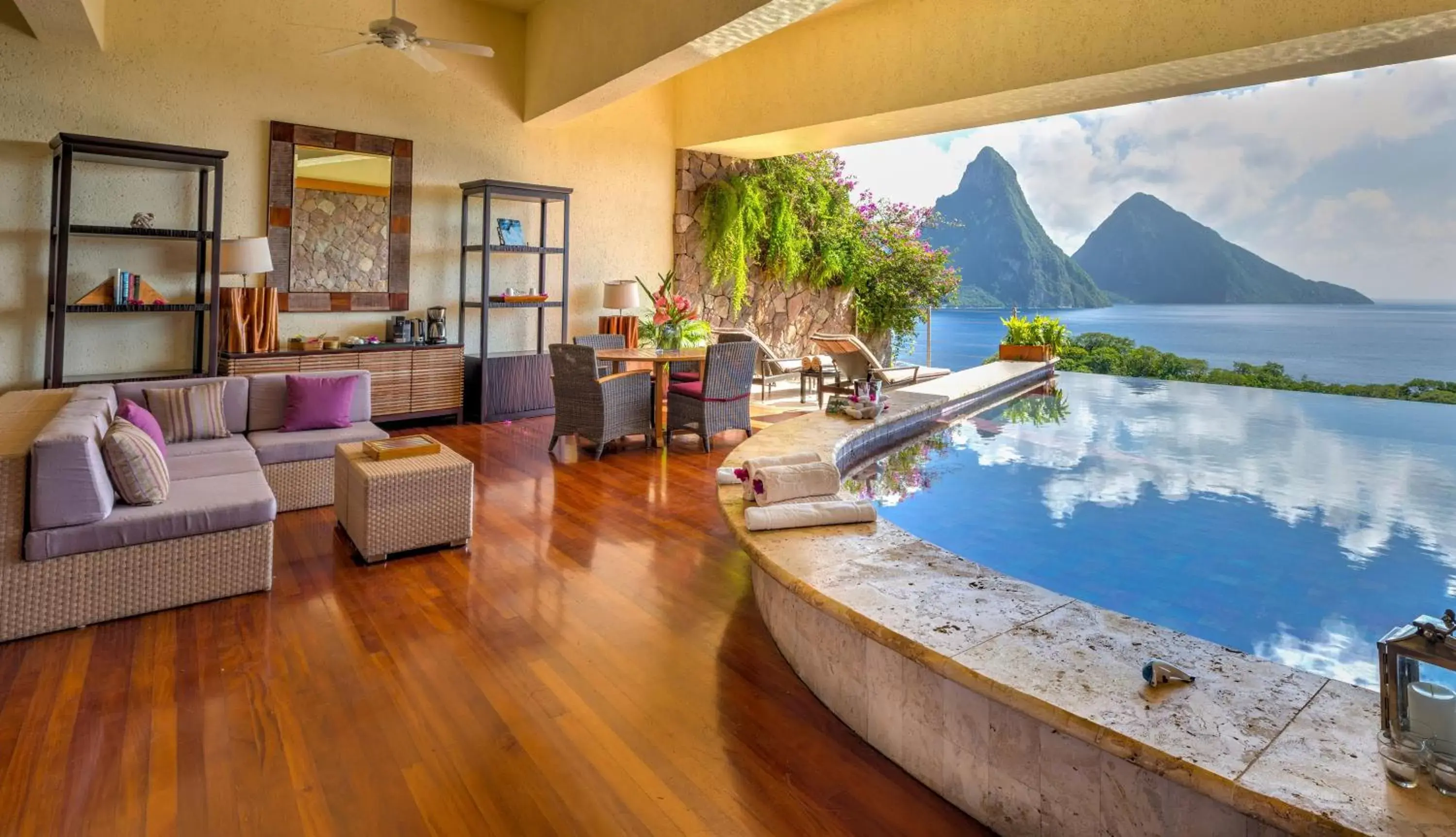 Pool view in Jade Mountain