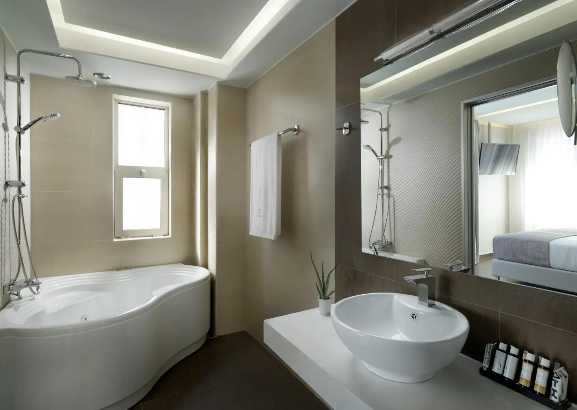 Bathroom in Melrose Hotel Rethymno