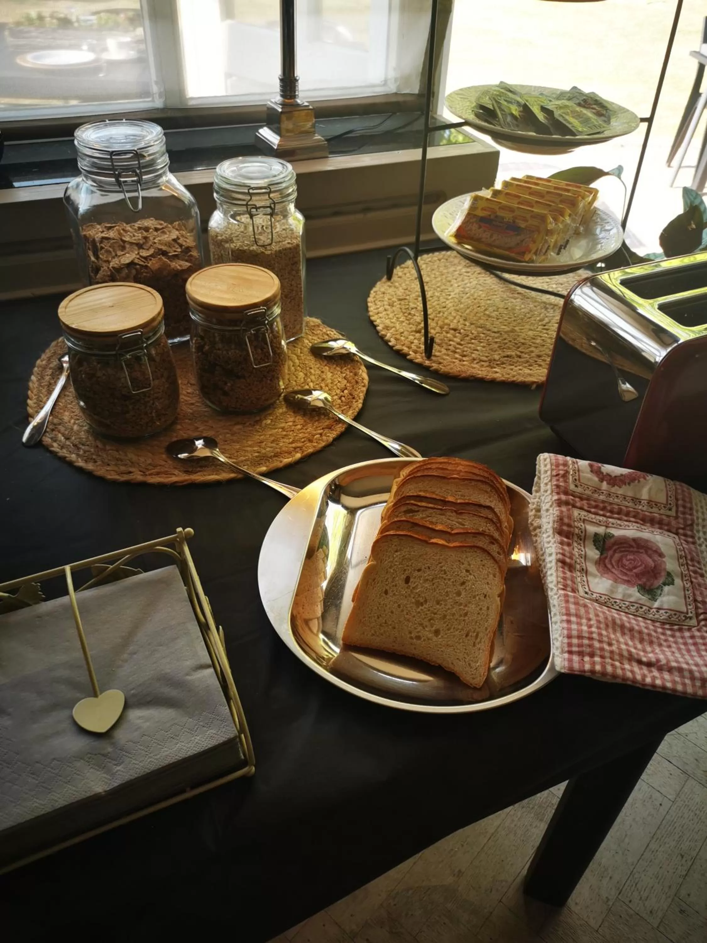 Breakfast in Bed & Bokes aan de Maaskant