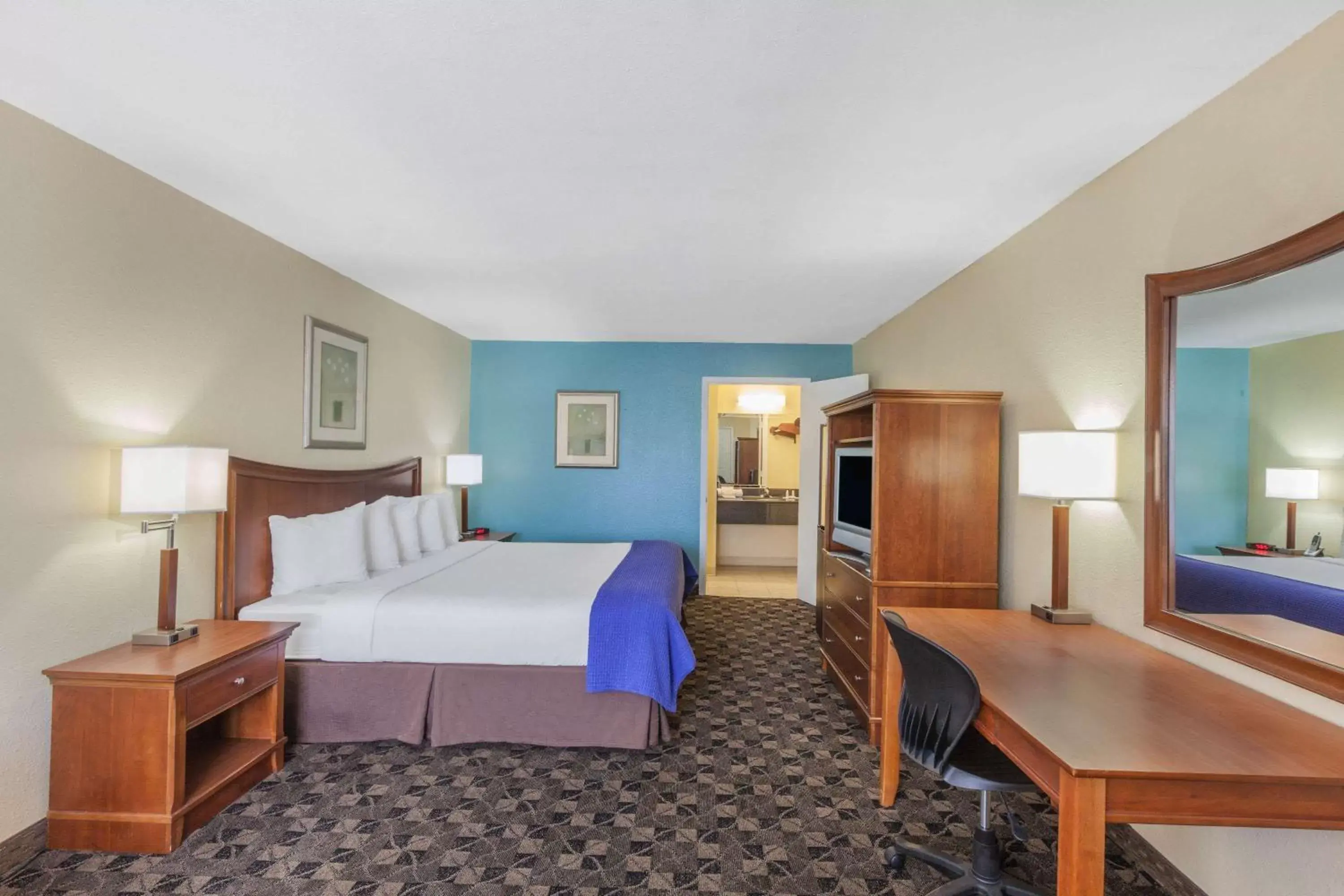 Photo of the whole room in Days Inn by Wyndham Natchitoches