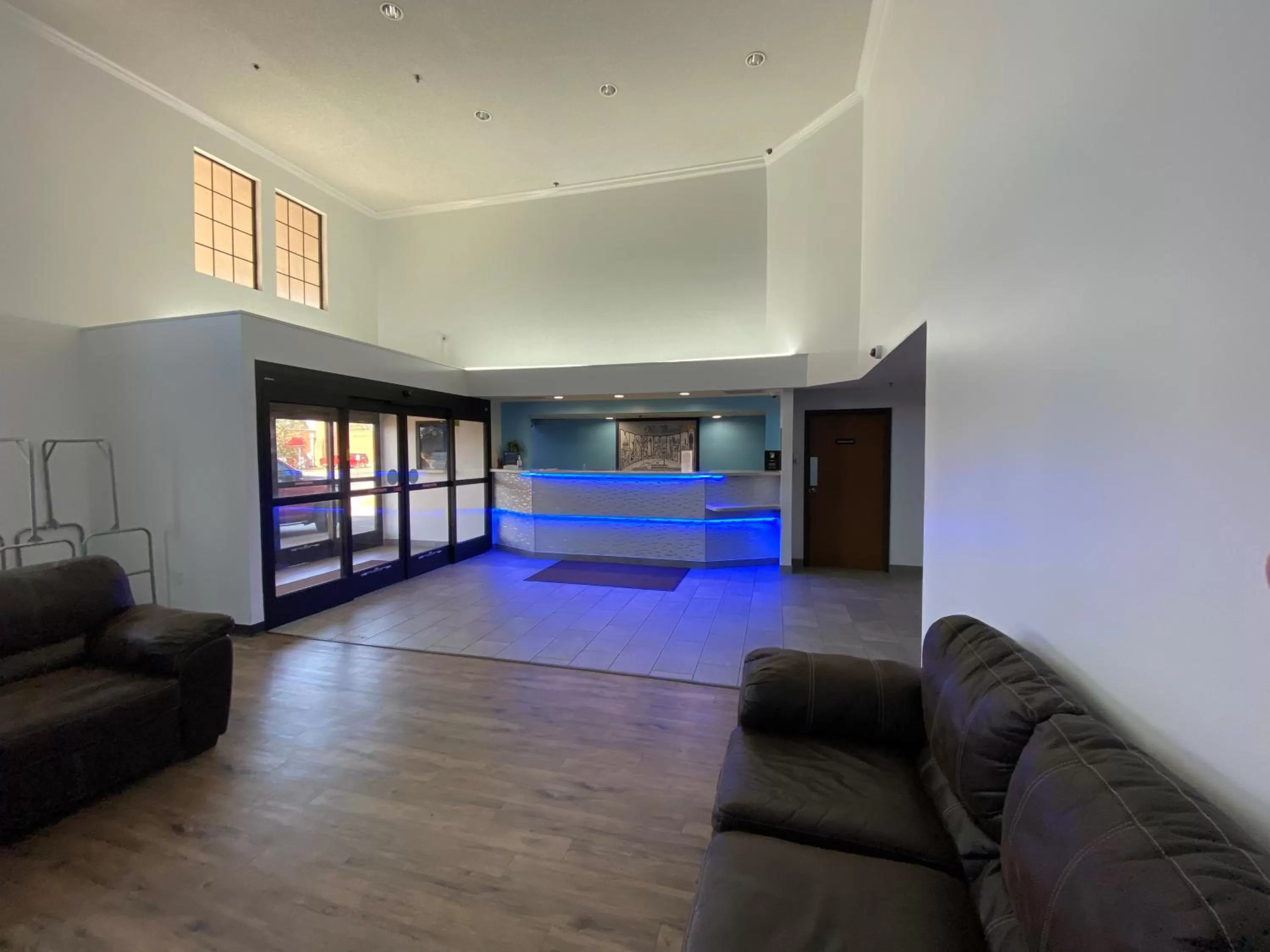 Lobby or reception in Super 8 by Wyndham Olive Branch