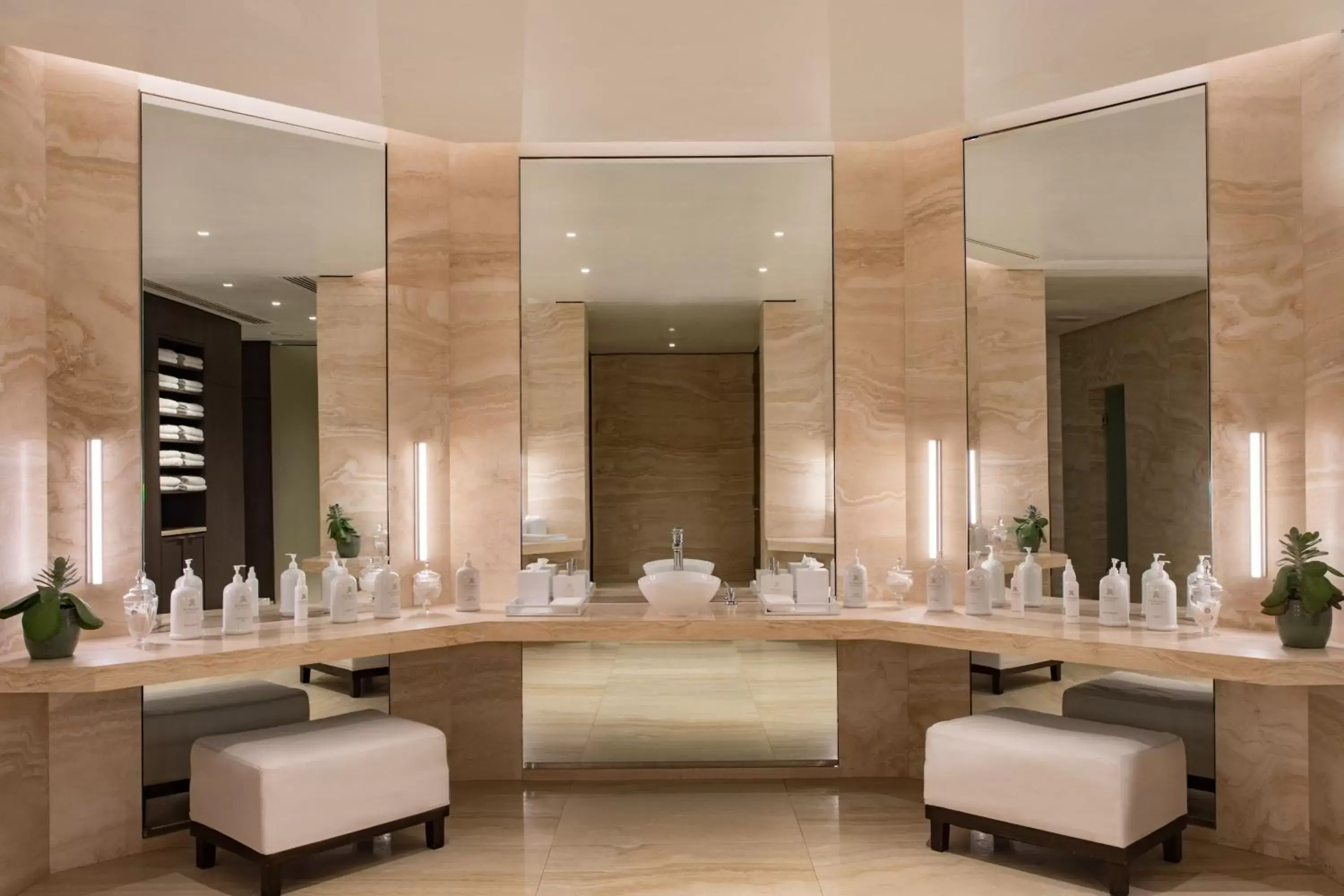 Spa and wellness centre/facilities in The St Regis Bal Harbour Resort