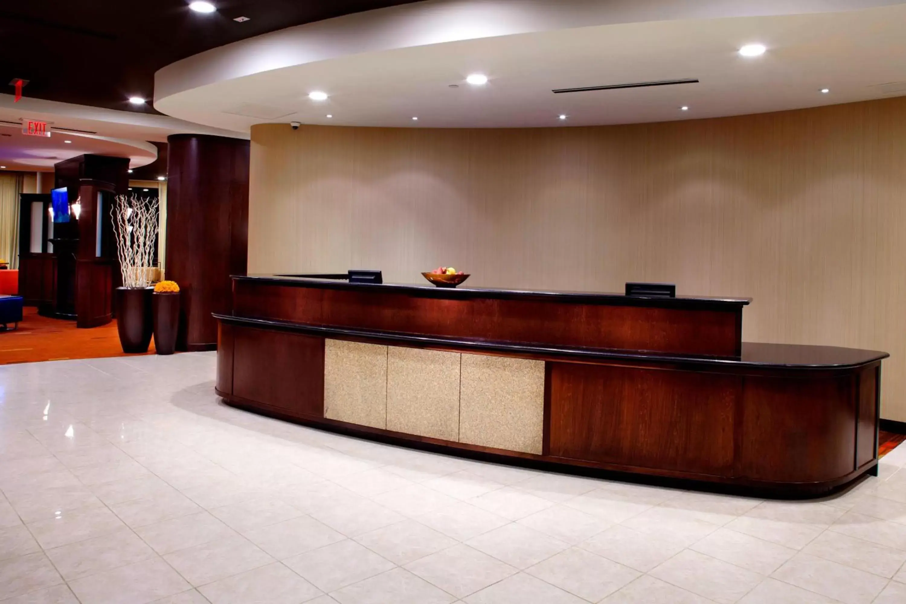 Lobby or reception, Lobby/Reception in Courtyard by Marriott Pittsburgh West Homestead Waterfront