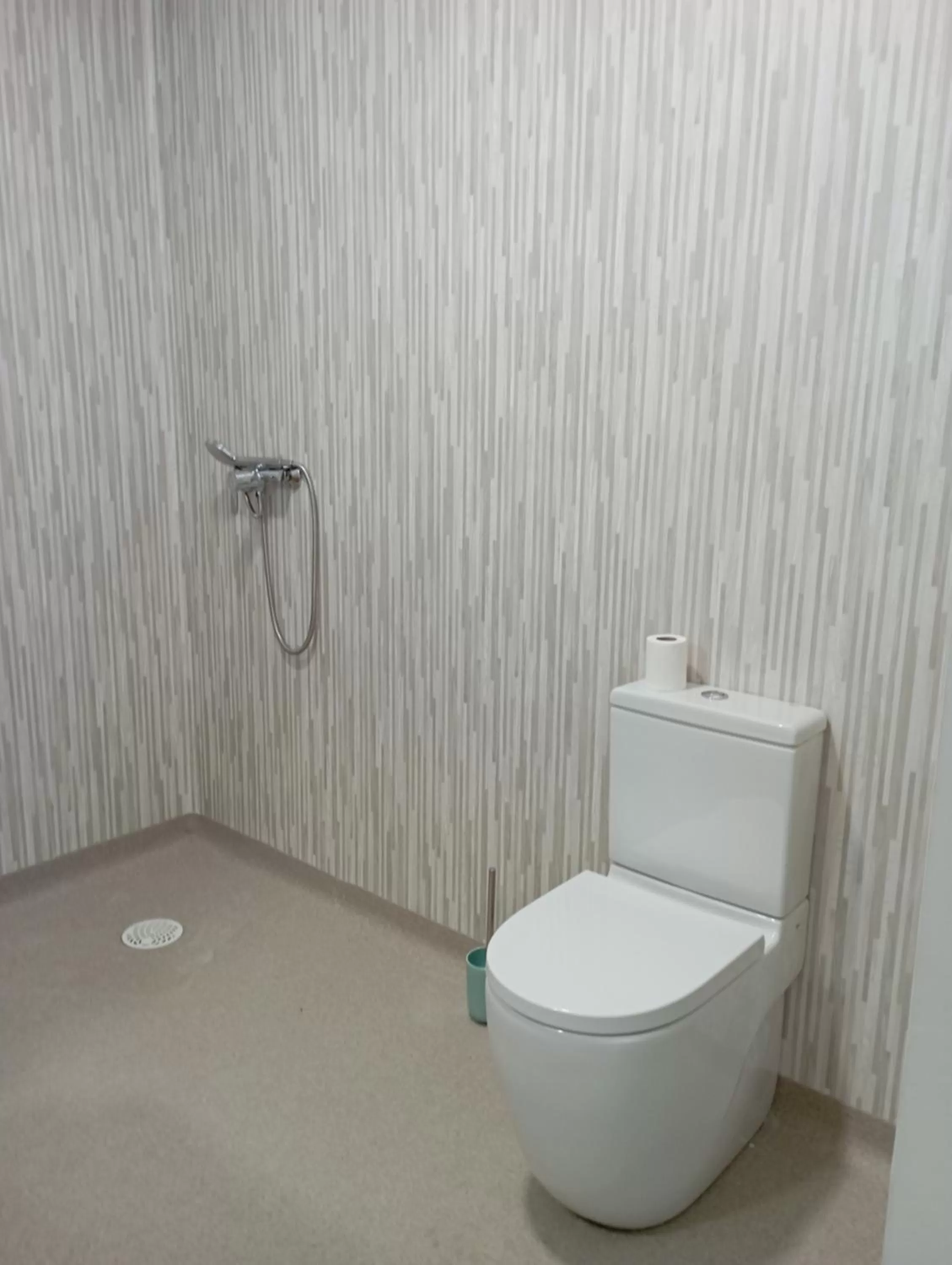 Shower, Bathroom in Cabezo Buñuel Hostal