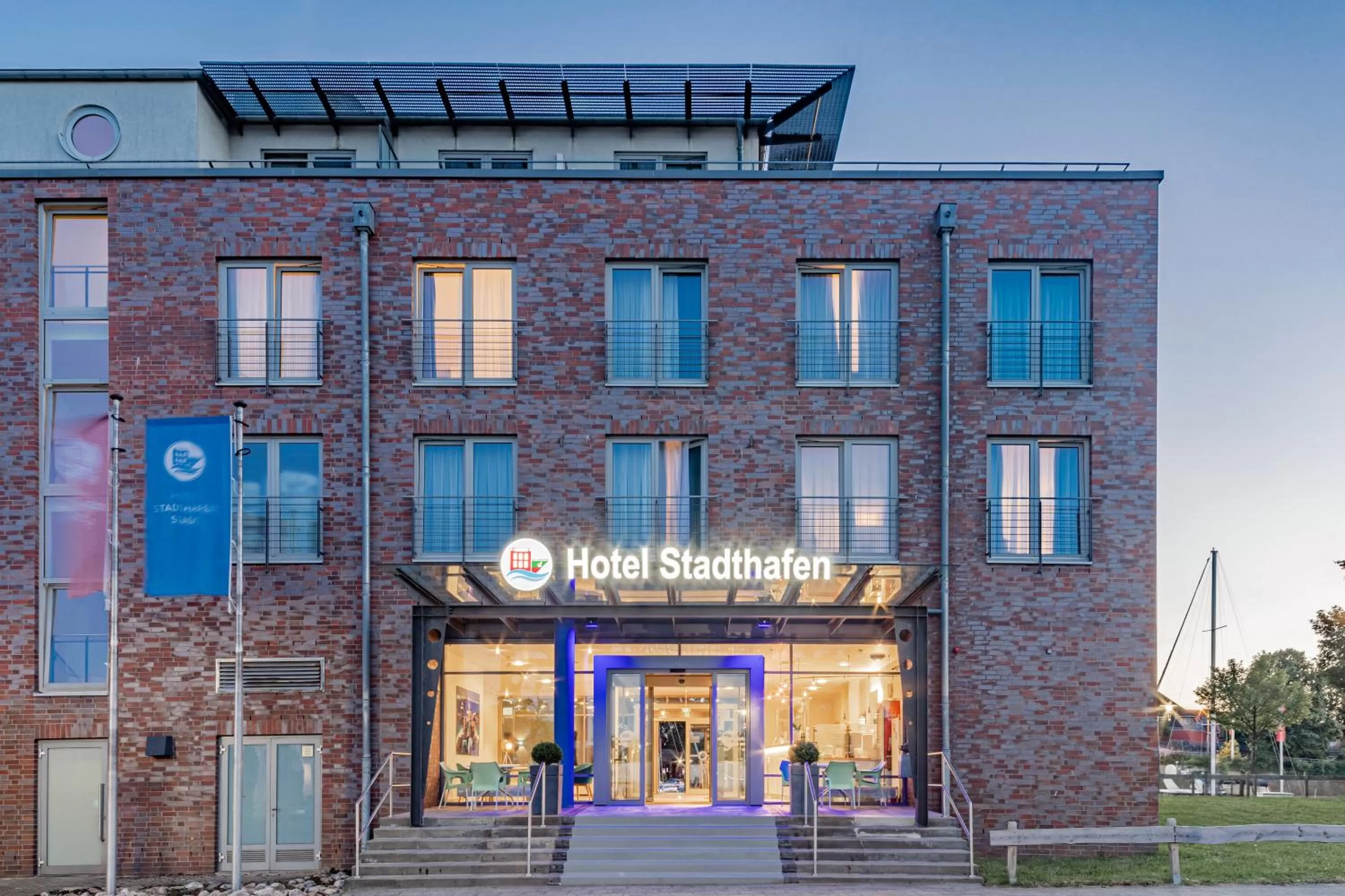 Property building in Hotel Stadthafen Stade