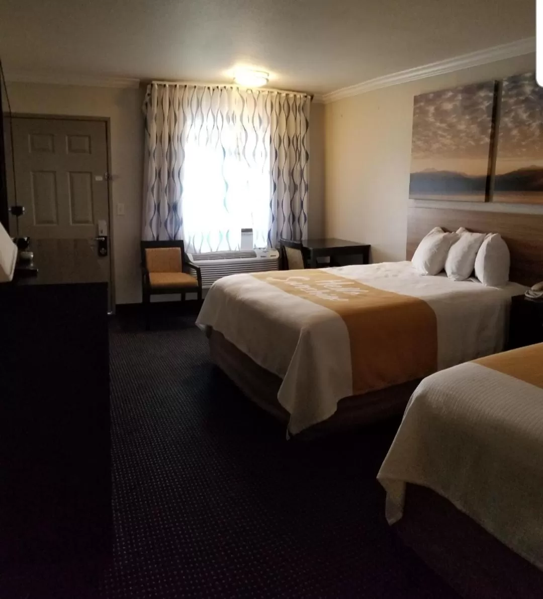 Bed in Days Inn by Wyndham Winnemucca