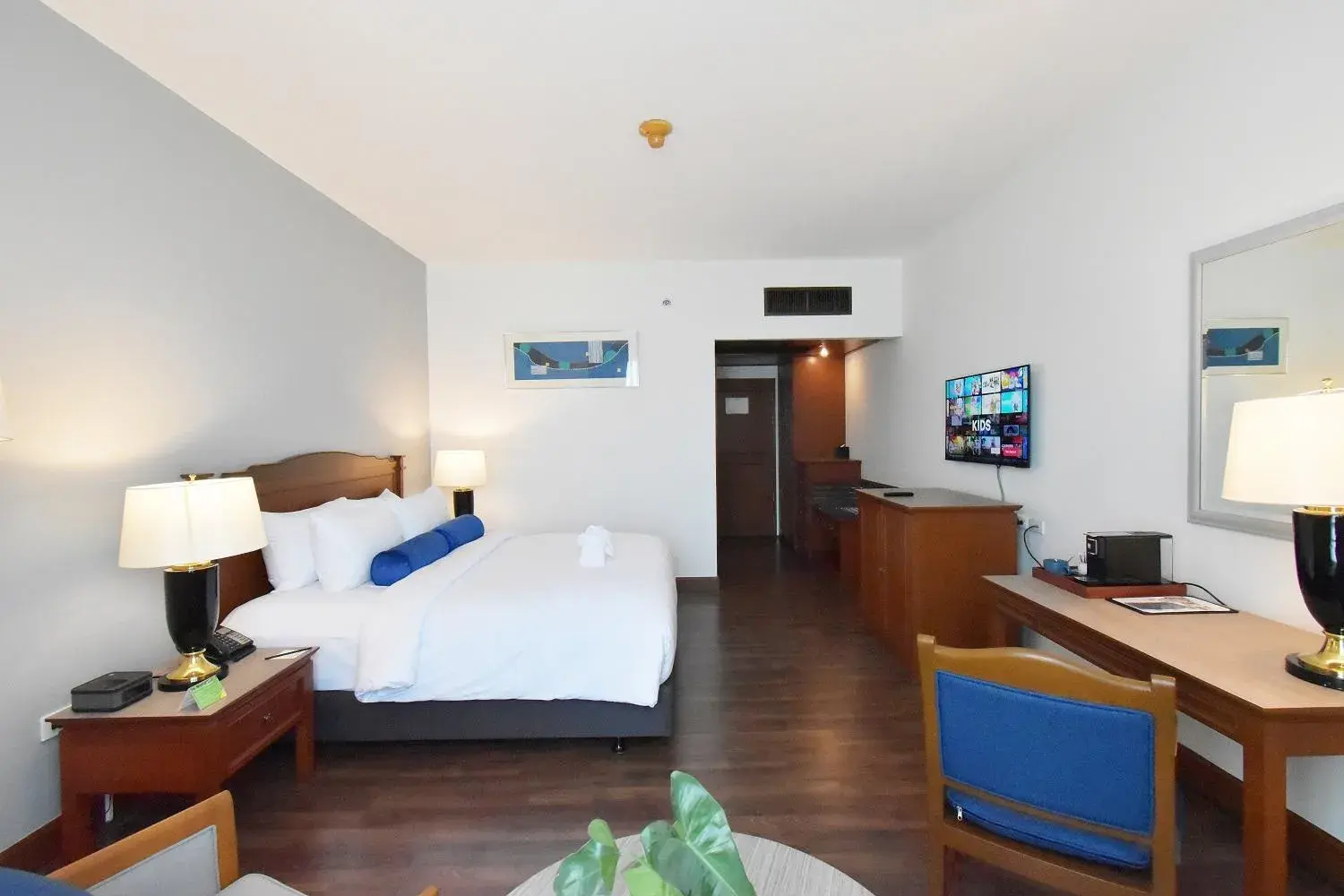 Bedroom in Century Park Hotel - SHA Extra Plus