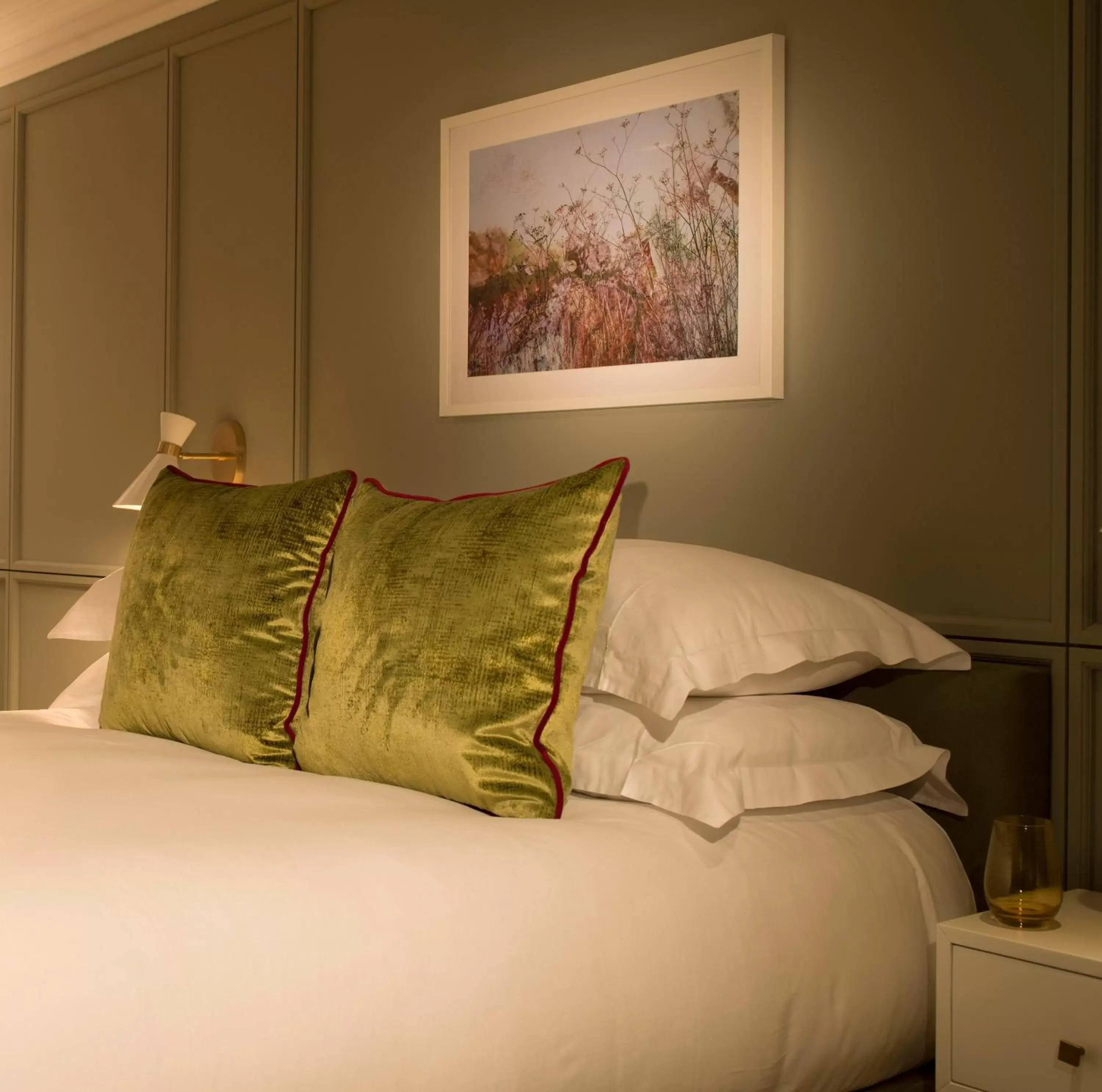 Bedroom, Bed in The Guardsman - Preferred Hotels and Resorts