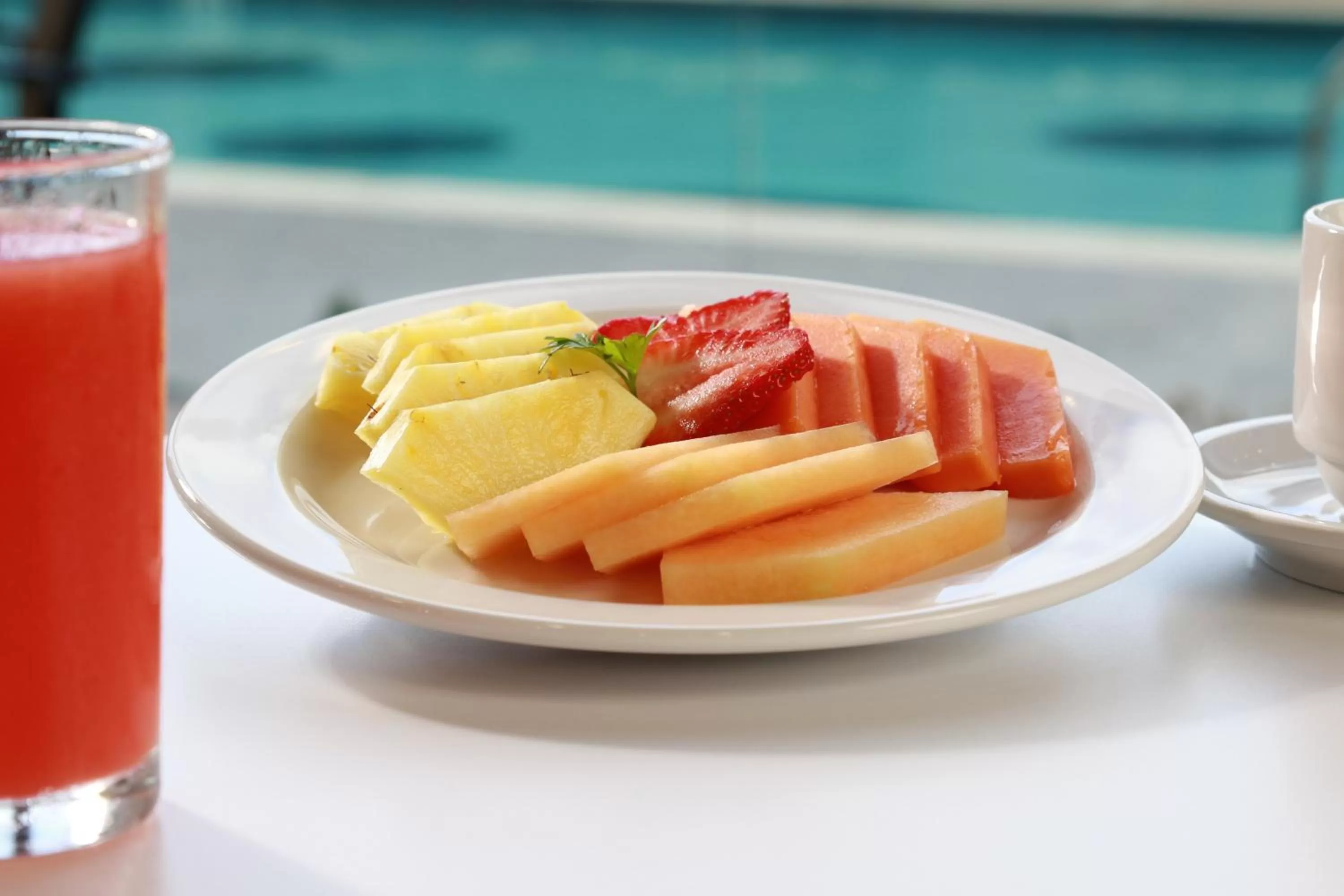 Restaurant/places to eat in Holiday Inn Express & Suites - Ensenada Centro by IHG