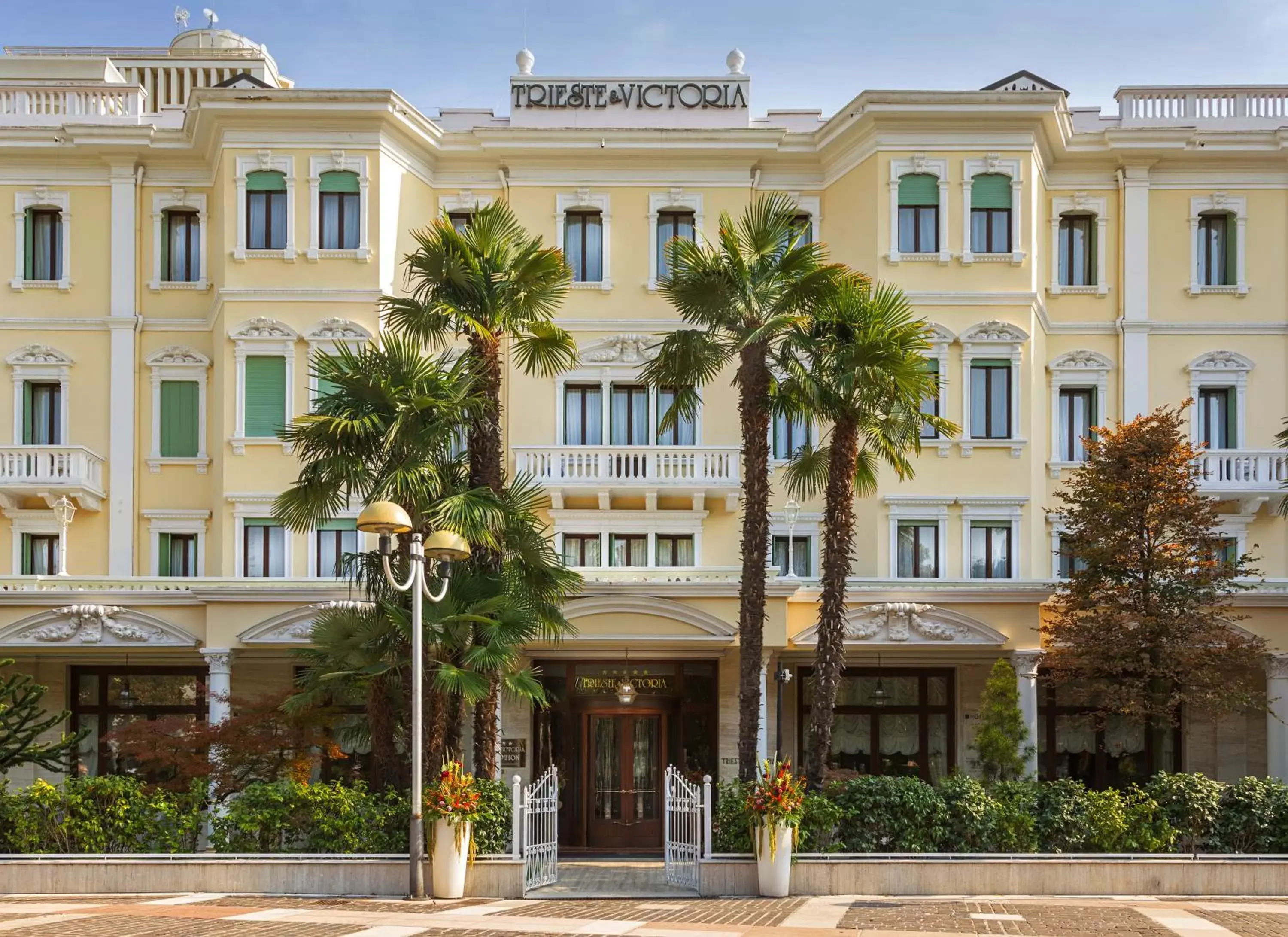 Facade/entrance, Property Building in Grand Hotel Trieste & Victoria