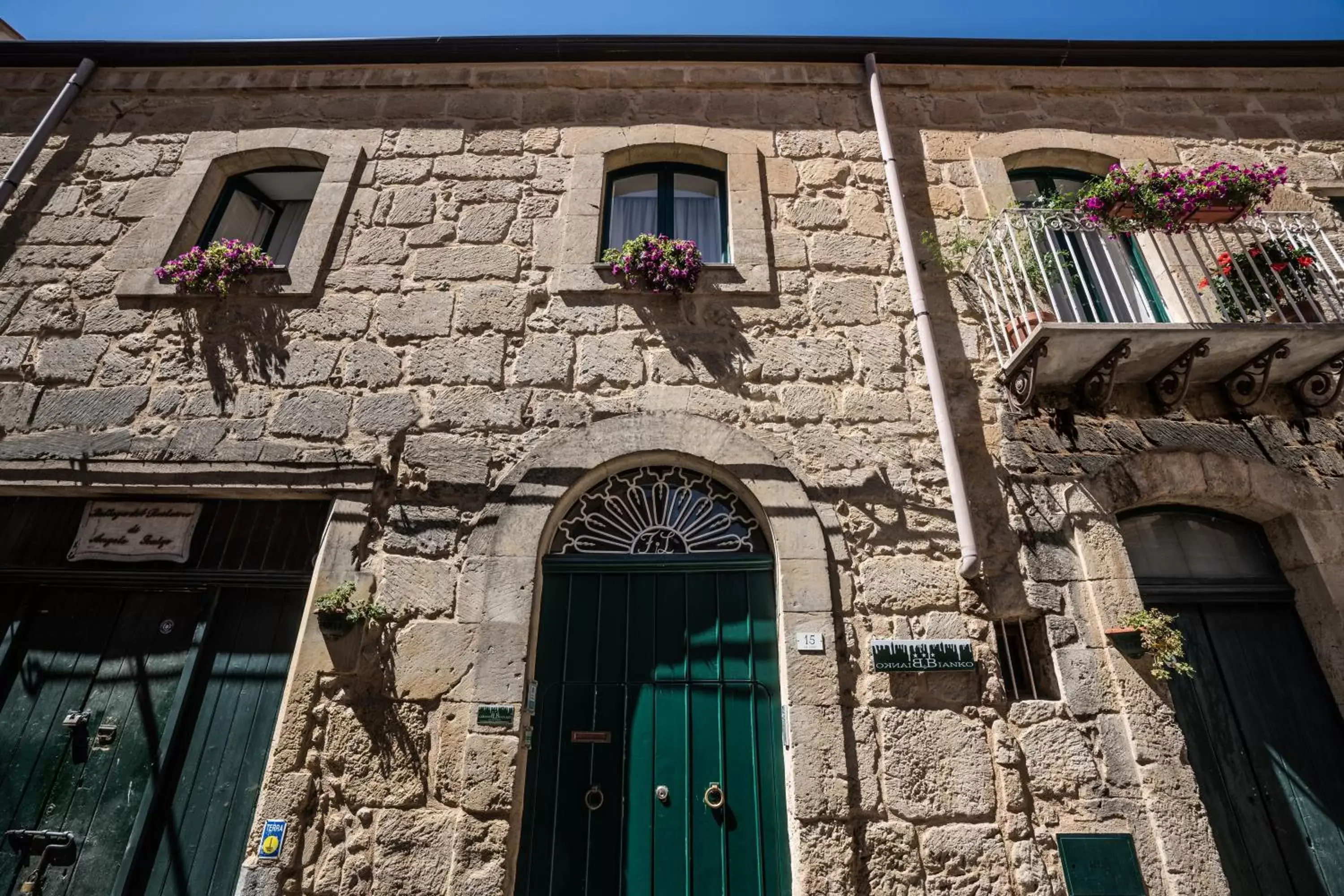 Facade/entrance, Property Building in Bianko EcoChic & L'Angolo di Levante
