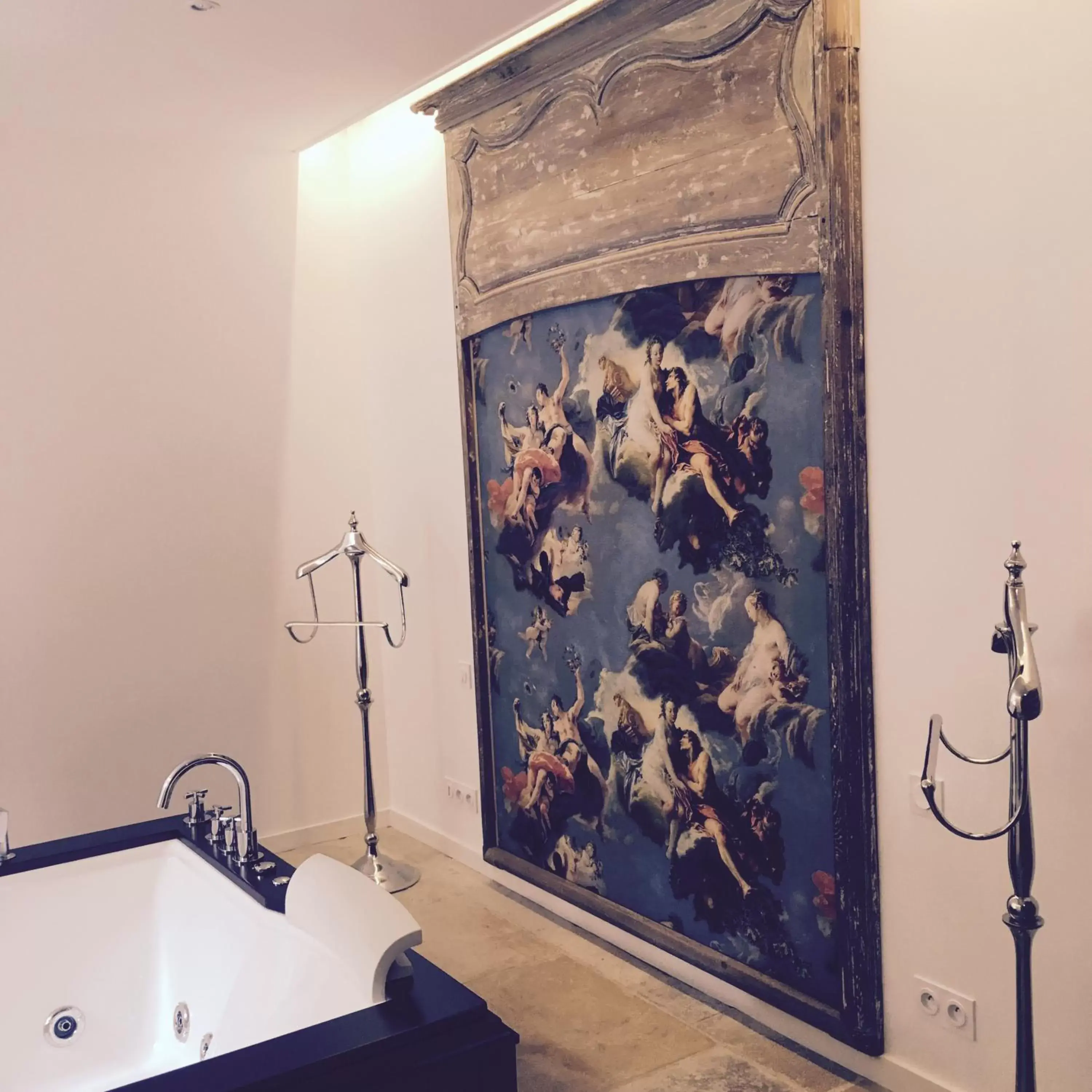 Bathroom in Le Champ des Oiseaux & Spa