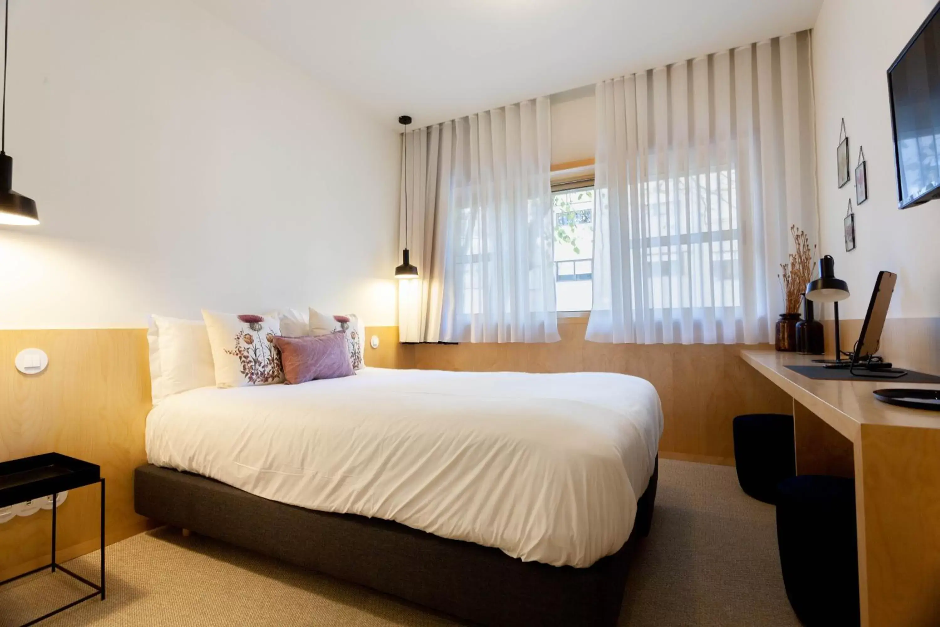 Bed in Oporto City View - The Guest House