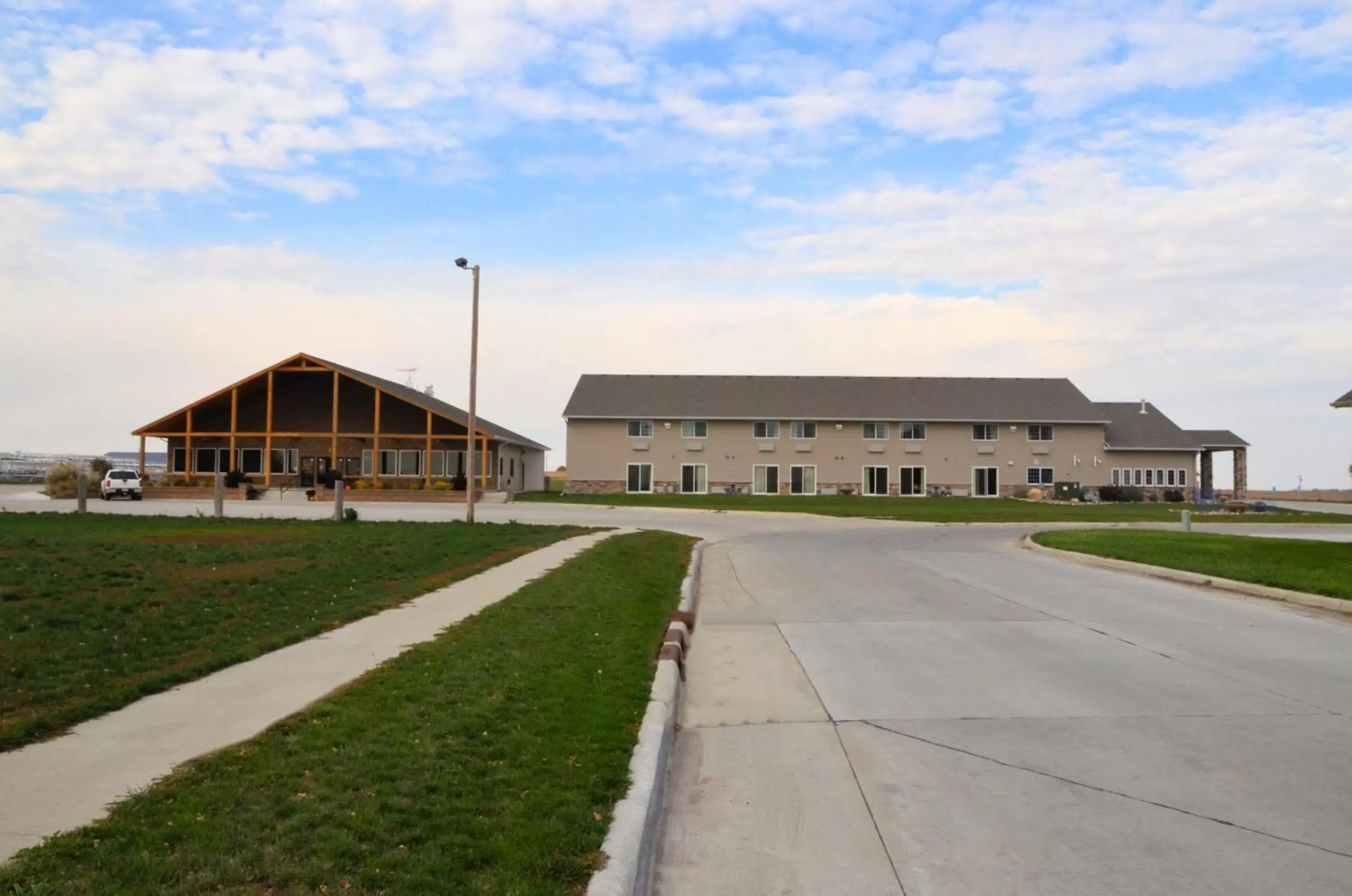 Property Building in Cobblestone Inn & Suites - Lake View